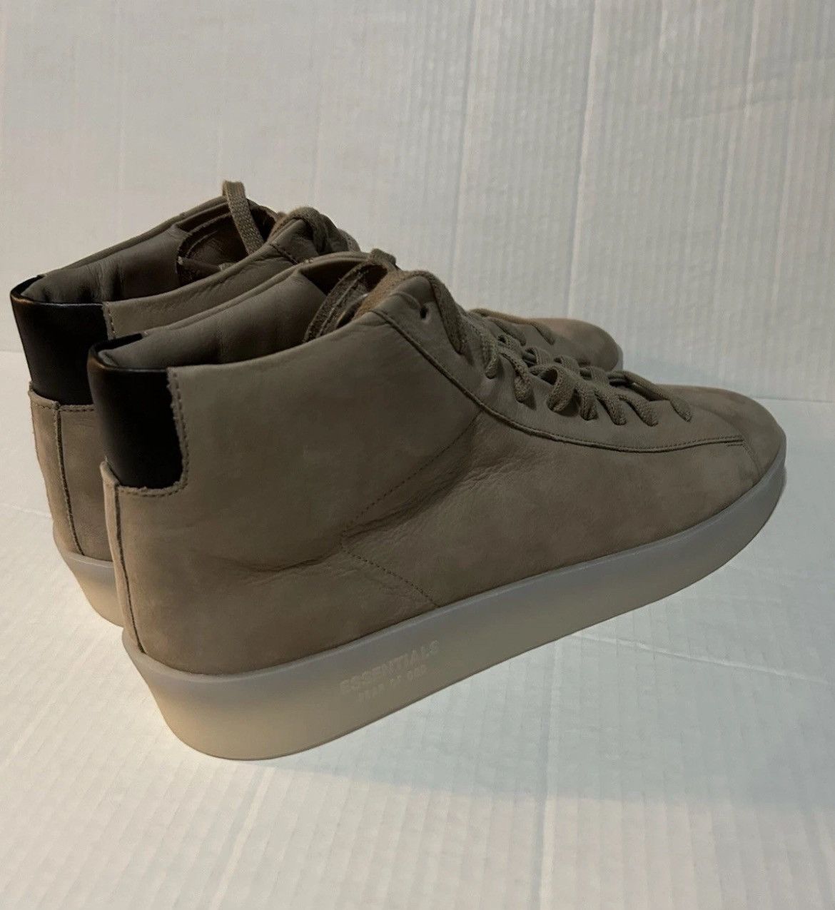 Essentials Fear of God Essentials Tennis Court Mid Warm Taupe US13 EU46 Size US 13 / EU 46 - 4 Thumbnail
