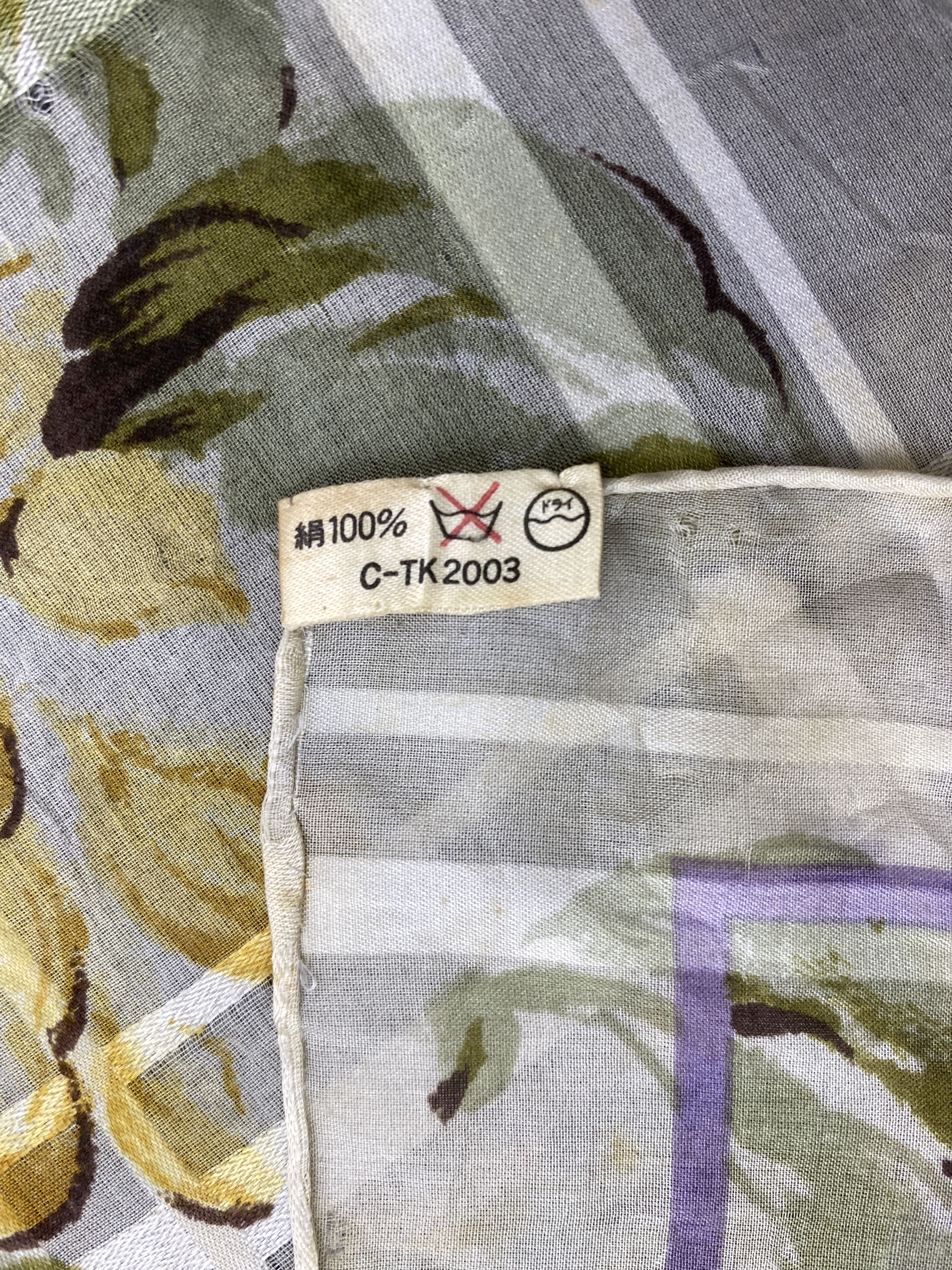 Japanese Brand Vintage Japanese Brand Floral Silk Scarf SN0158 Size ONE SIZE - 6 Thumbnail