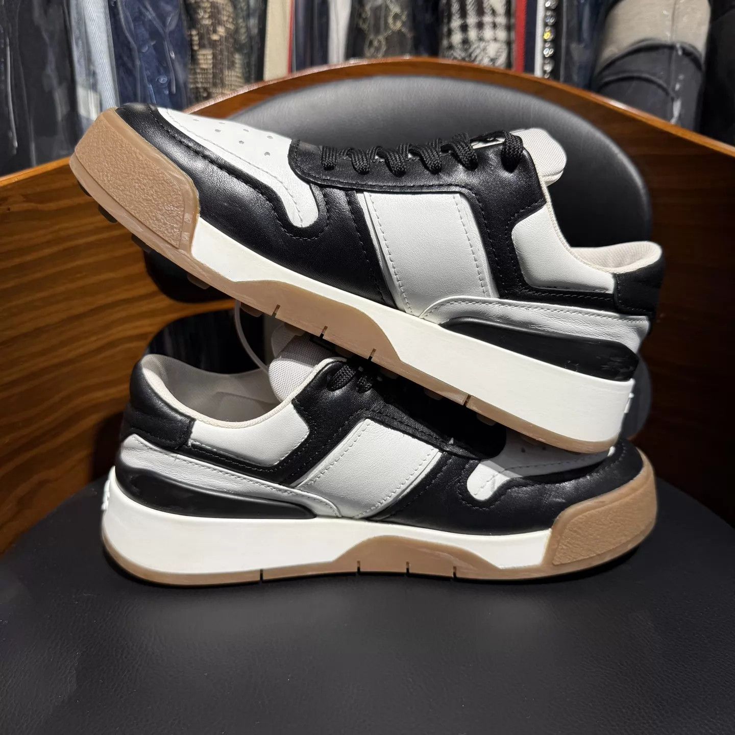 Tod's Tod’s Black White Panda Gommino 37 Like New Size US 6.5 / IT 36.5 - 7 Thumbnail