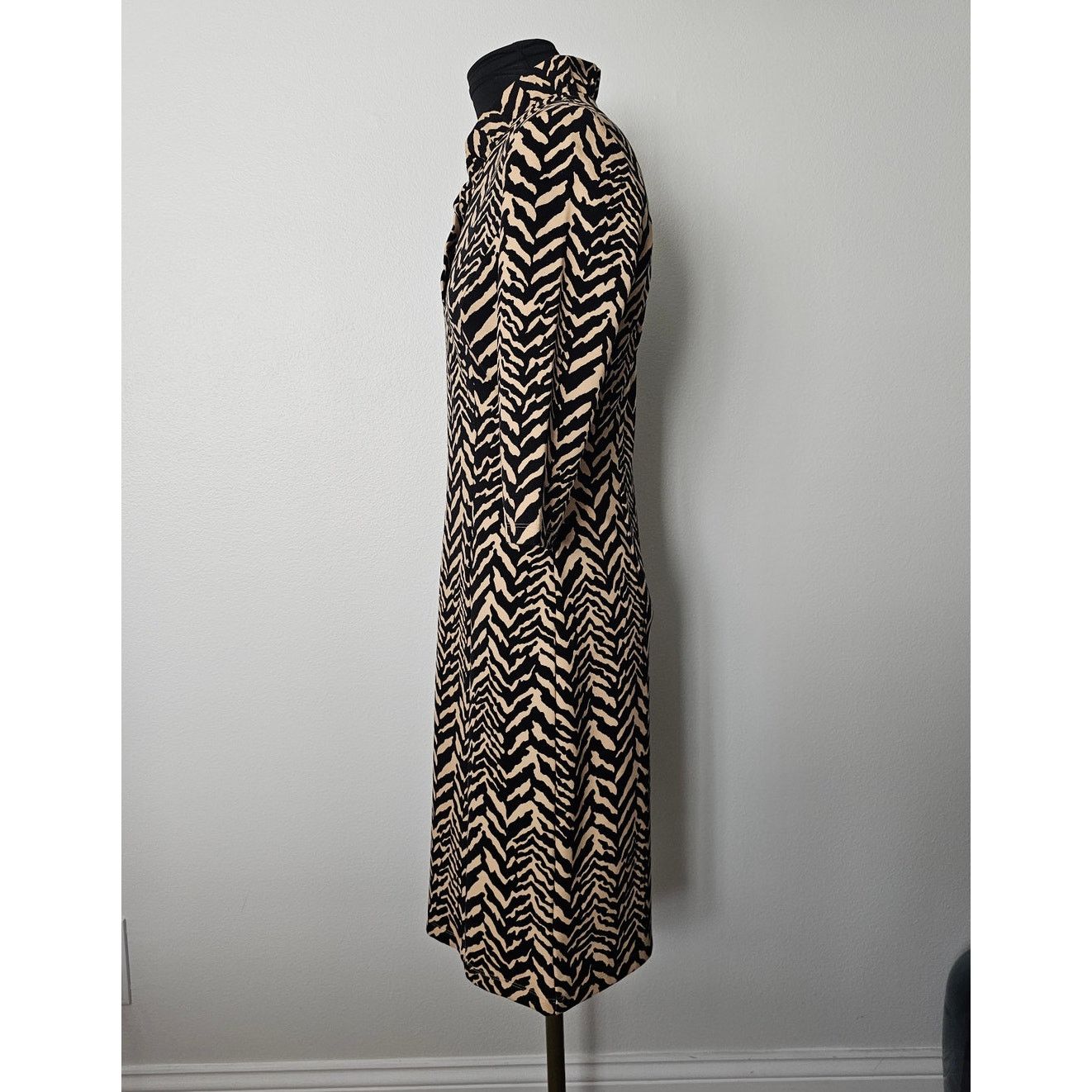 J.McLaughlin J. Mclaughlin Catalina Cloth Terin Sheath Tigre Dress XS Size XS / US 0-2 / IT 36-38 - 5 Thumbnail
