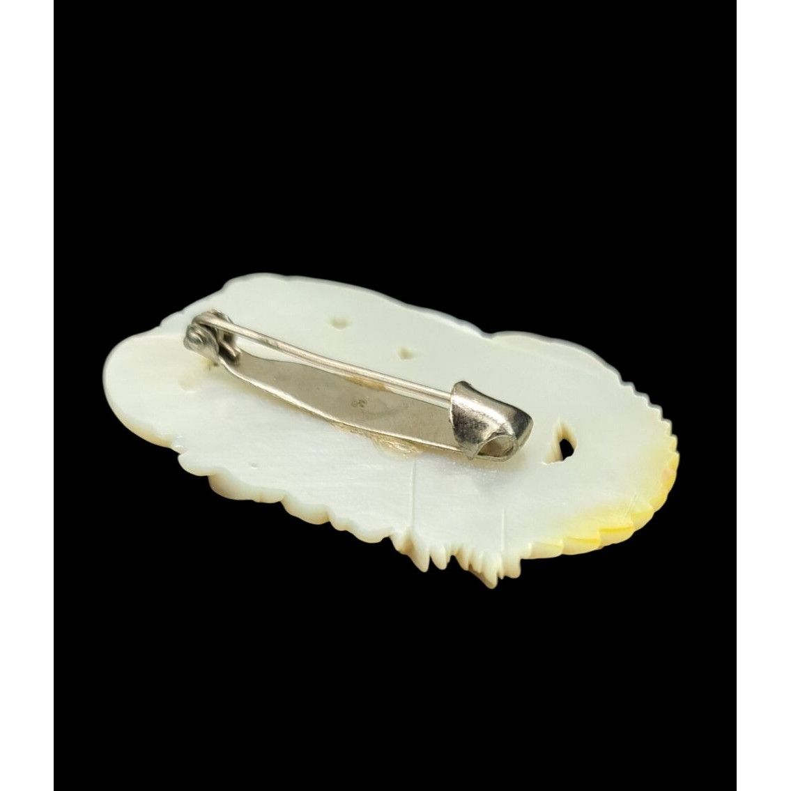 The Unbranded Brand Vintage Carved Mother Of Pearl Dragon Brooch Earrings Set Size ONE SIZE - 6 Thumbnail