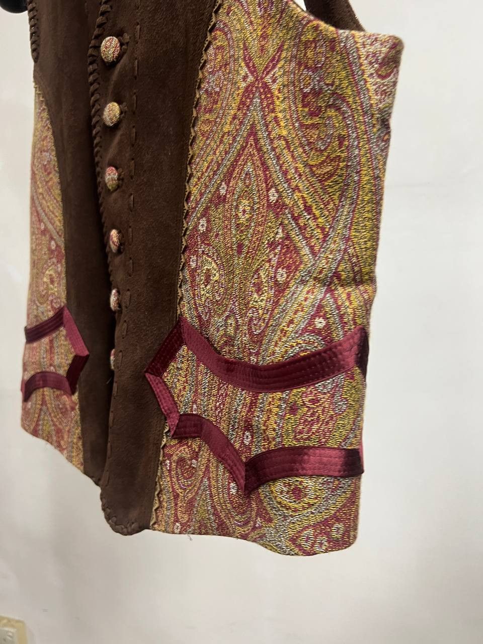 Number (N)ine SS09 Number Nine “The Lonesome Heroes” Suede Tapestry Vest Size US L / EU 52-54 / 3 - 5 Thumbnail