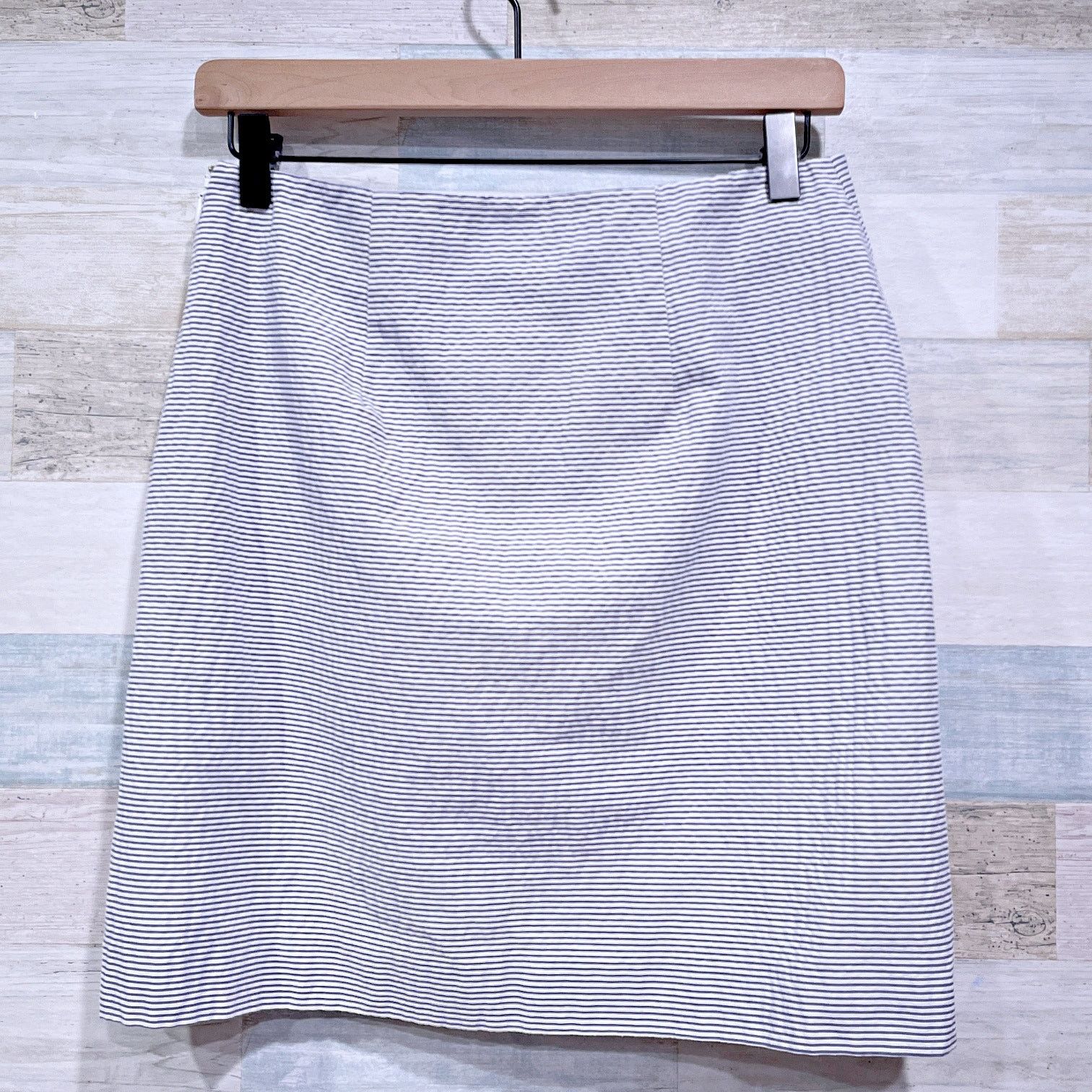 Ann Taylor Ann Taylor Mini Seersucker Skirt Blue White Stripe Womens 2P Size 26" / US 2 / IT 38 - 3 Thumbnail