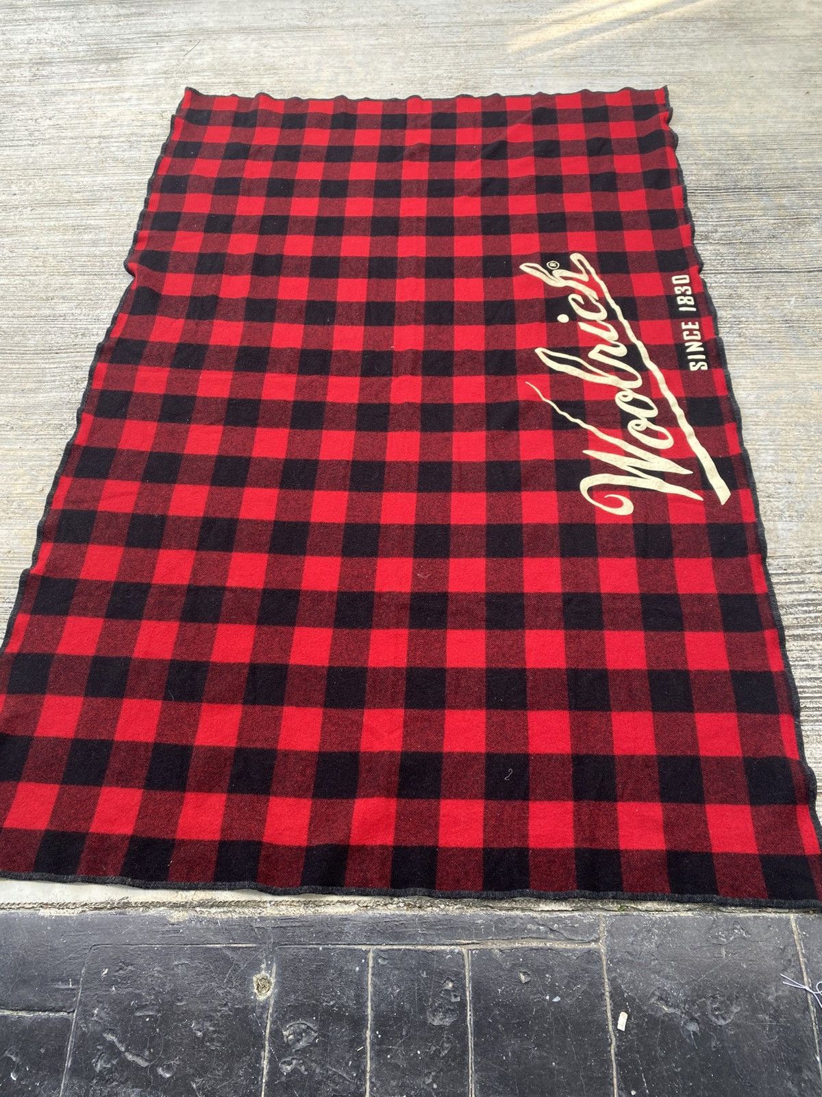 Woolrich Woolen Mills Vintgae Woolrich plaid blanket Size ONE SIZE - 2 Thumbnail