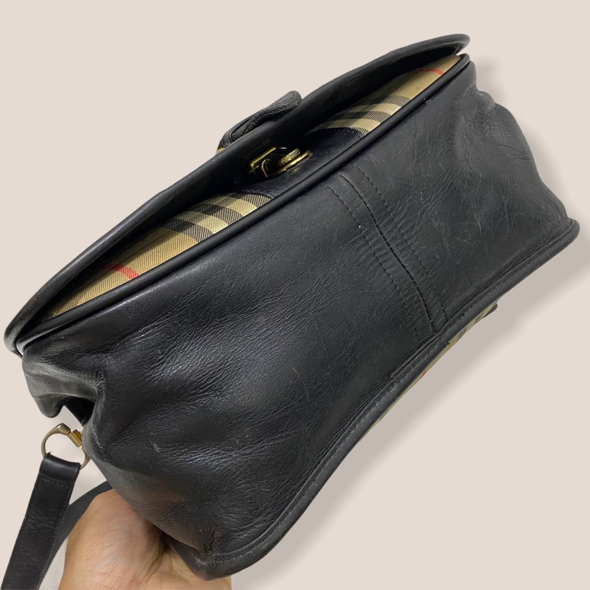 Burberry ‼️LASTDROP‼️ AUTHENTIC BURBERRY NOVA CHECK SHOULDER BAG Size ONE SIZE - 7 Thumbnail