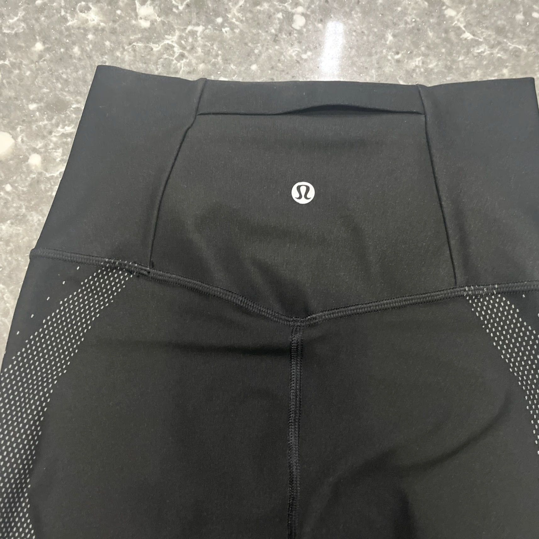 Lululemon Lululemon Mapped Out High-Rise Tight 28" Black Women’s size 4 Small leggings Activewear Map Compression High-Rise Women Boys Girls Mens Size ONE SIZE - 7 Thumbnail
