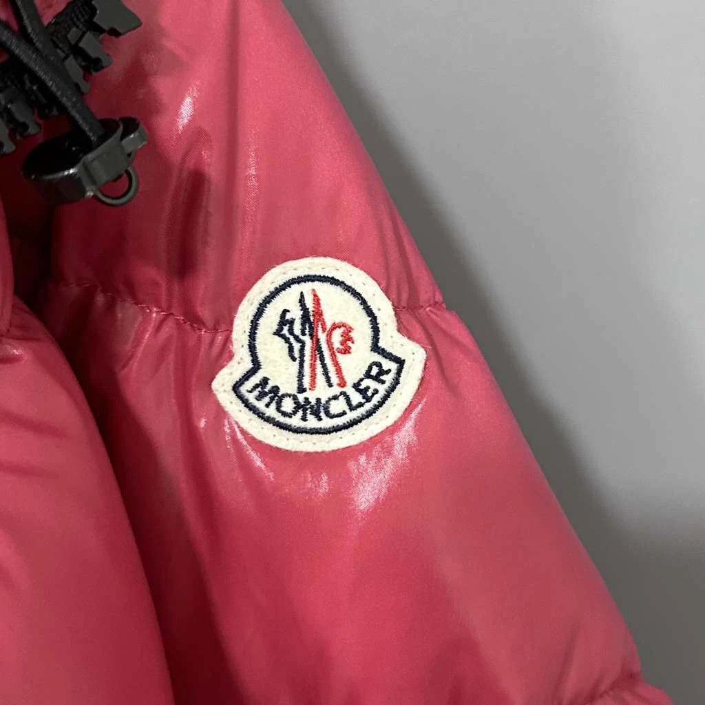 Moncler Moncler pink sleeve logo cape down coat size 3 Size L / US 10 / IT 46 - 7 Thumbnail