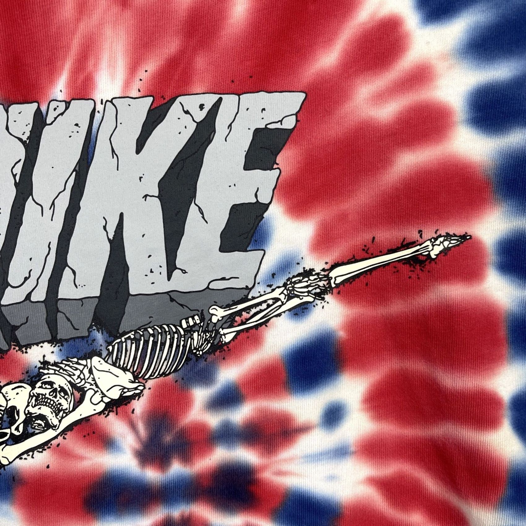 Nike Nike Shirt Mens Medium Red Tie Dye Skeleton Swoosh Exploration Series Dream Team Size US M / EU 48-50 / 2 - 5 Thumbnail