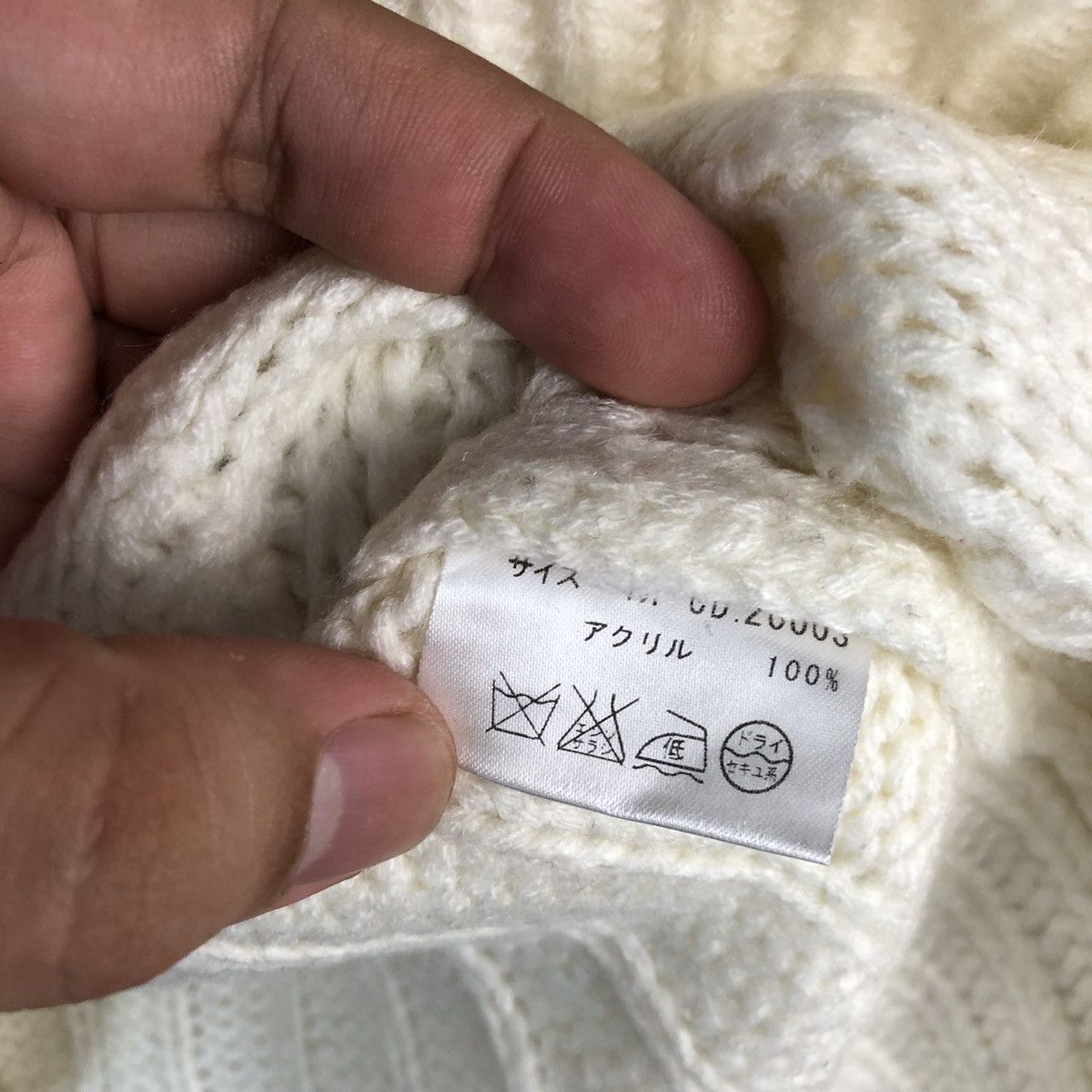 Aran Isles Knitwear × Homespun Knitwear × Japanese Brand Ingni White cable Knitwear vintage sweater #A1536 Size S / US 4 / IT 40 - 11 Thumbnail
