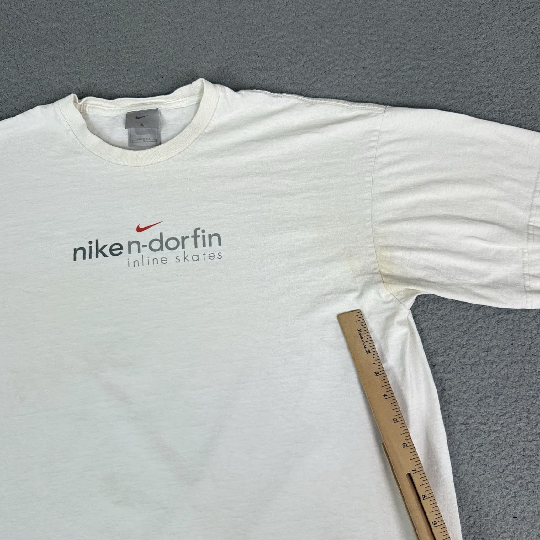 Nike VINTAGE Nike T Shirt Mens XL White Nike Swoosh N-Dorfin Logo Graphic Print 90s Skates USA Retro Grunge Size US XL / EU 56 / 4 - 6 Thumbnail