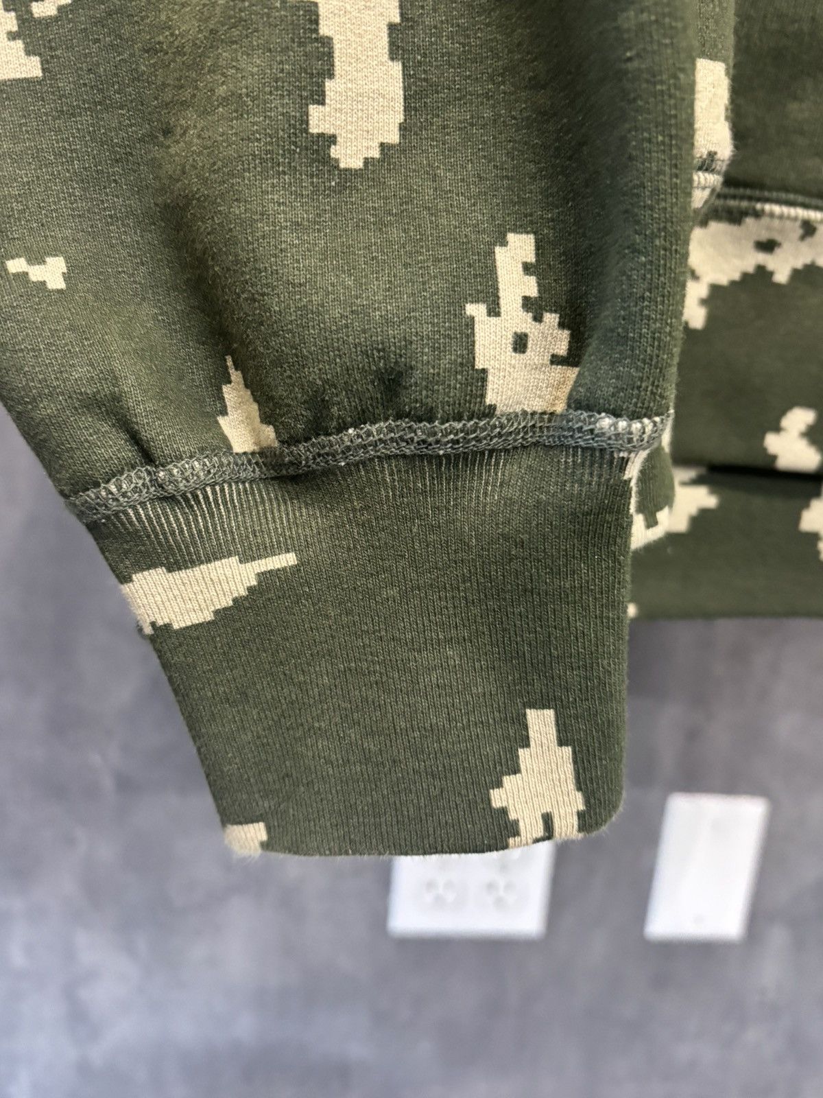 Supreme SUPREME CAMO BOX LOGO HOODIE SIZE M Size US M / EU 48-50 / 2 - 6 Thumbnail
