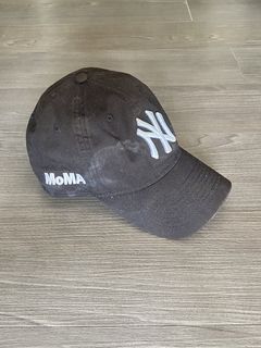 Moma NY Yankees Adjustable Baseball Cap by New Era | One Size | Navy