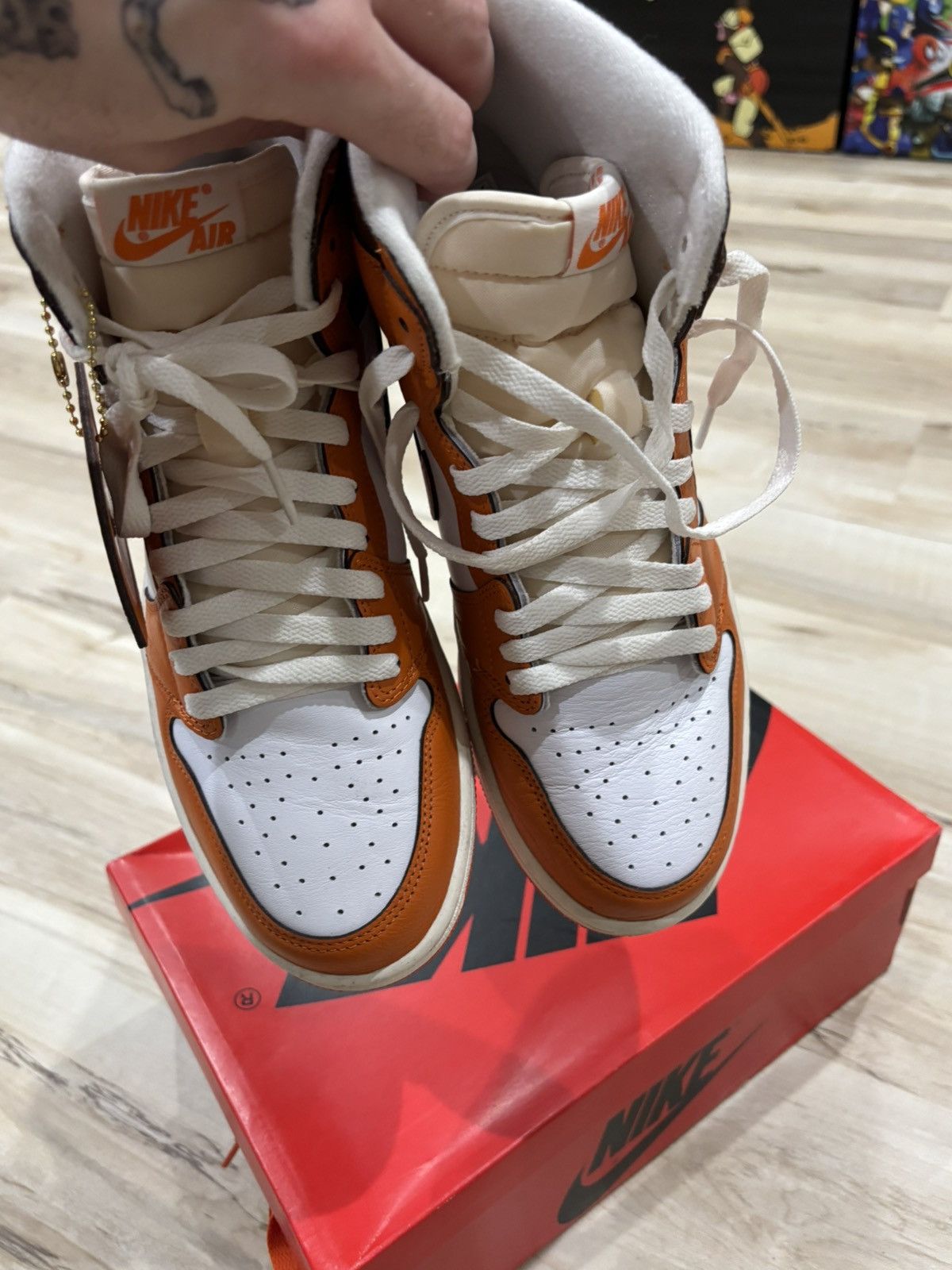 Jordan Brand Jordan 1 starfish Size US 8.5 / EU 41-42 - 5 Thumbnail