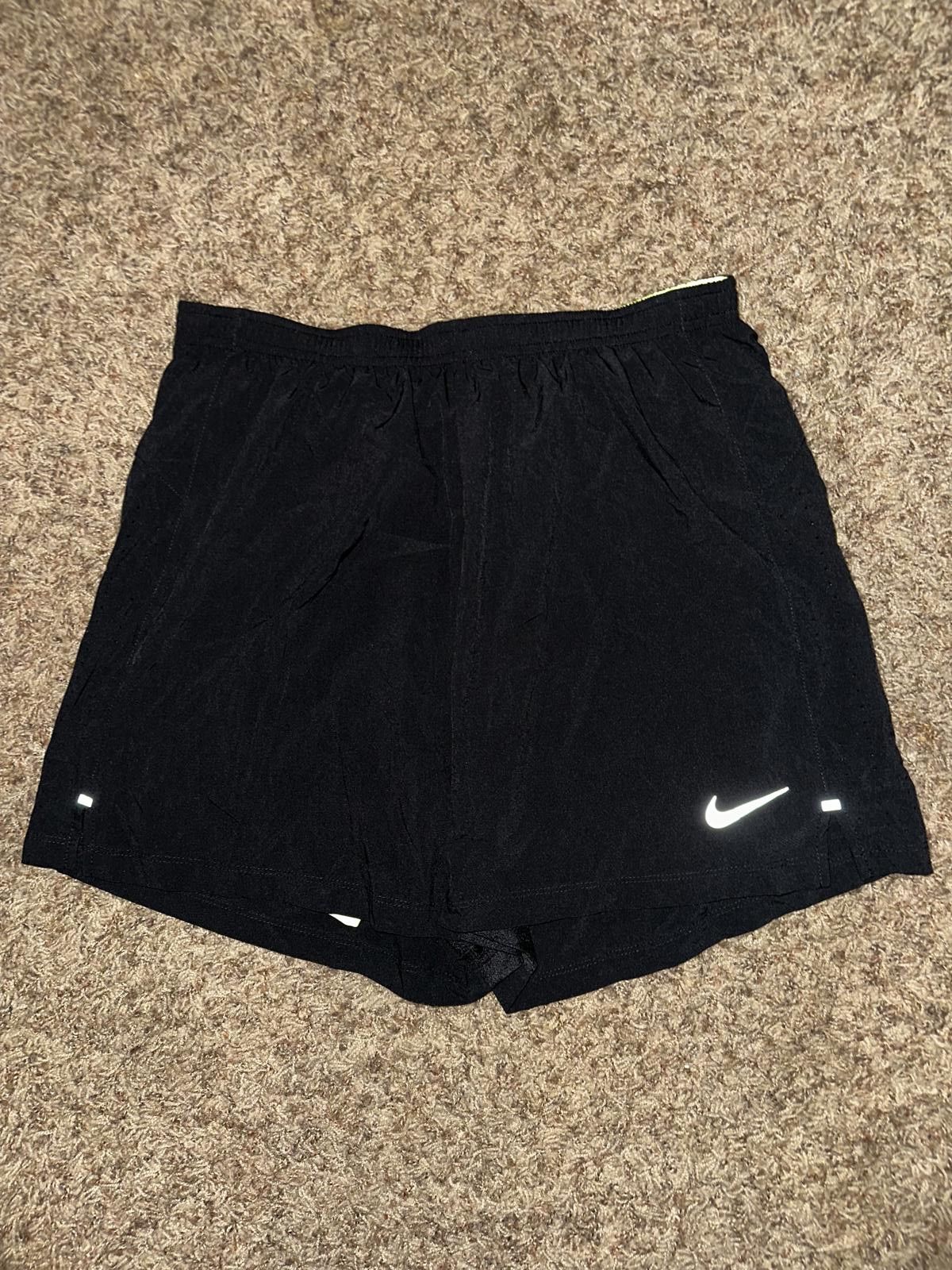 Nike phenom 2 in 1 shorts best sale