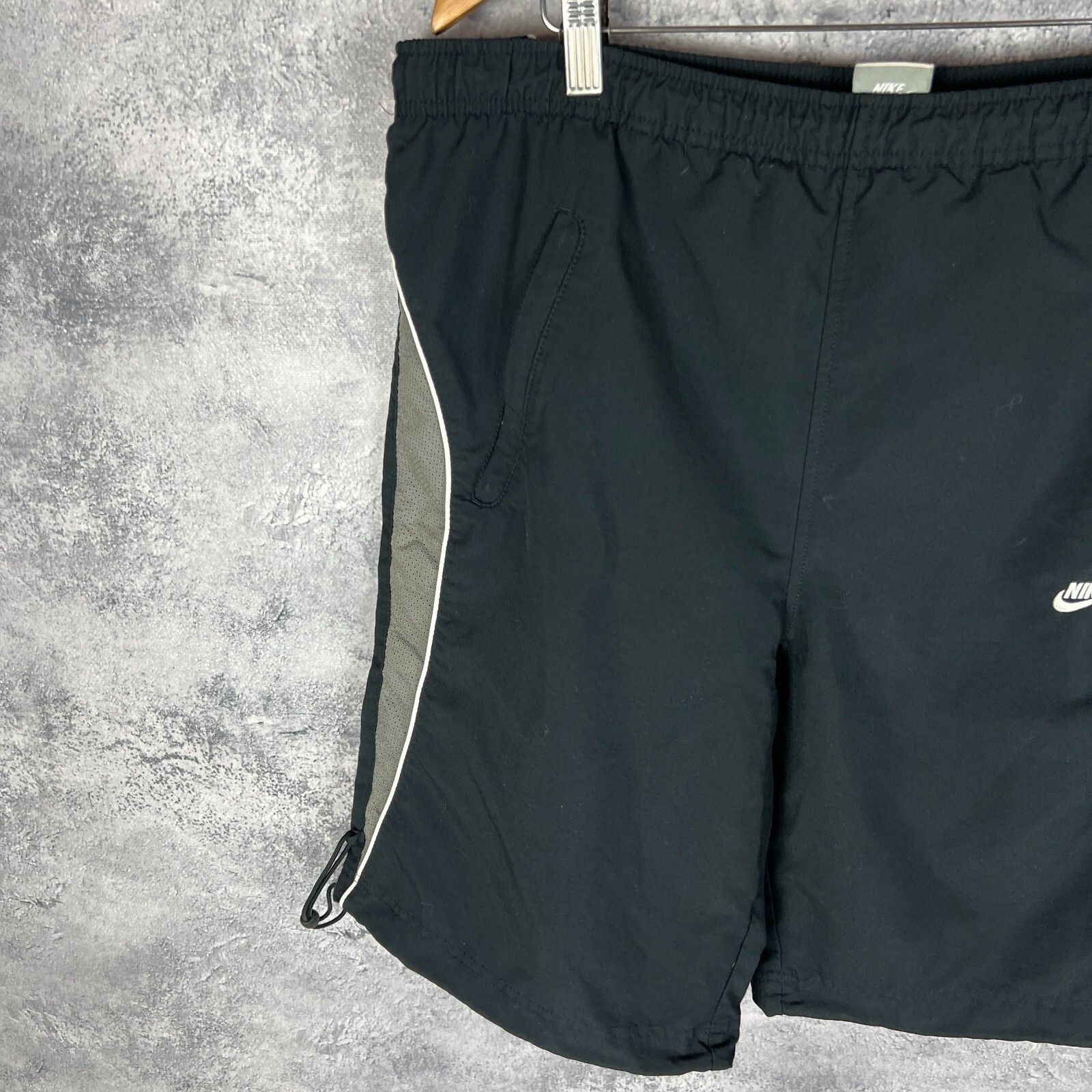 Nike Nike Vintage Shorts Men's Size M Black ` Size US 32 / EU 48 - 2 Thumbnail