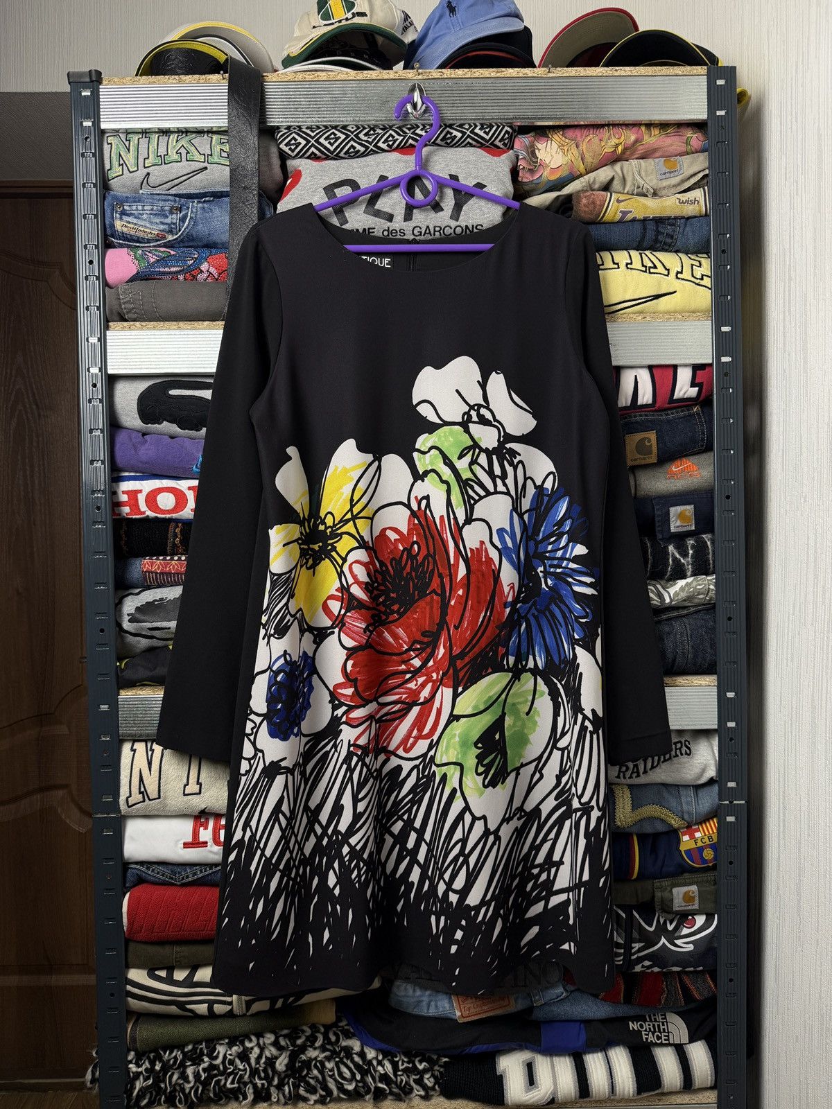 Boutique Moschino Boutique Moschino Dress Flowers All over print Size L / US 10 / IT 46 - 1 Thumbnail