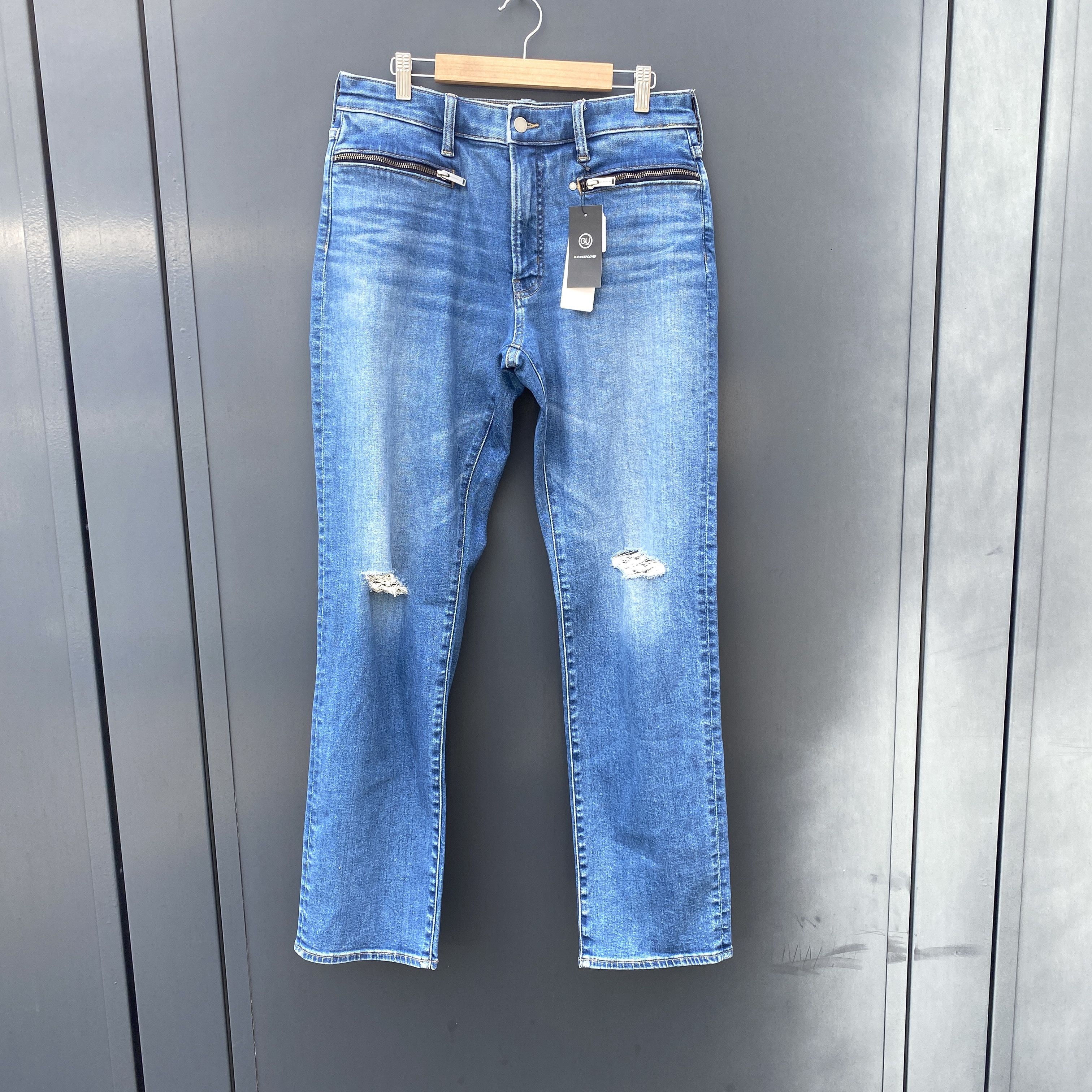 Japanese Brand × Jun Takahashi × Undercover Undercover × GU Slim Damage Jeans Blue Size M Size US 32 / EU 48 - 1 Thumbnail