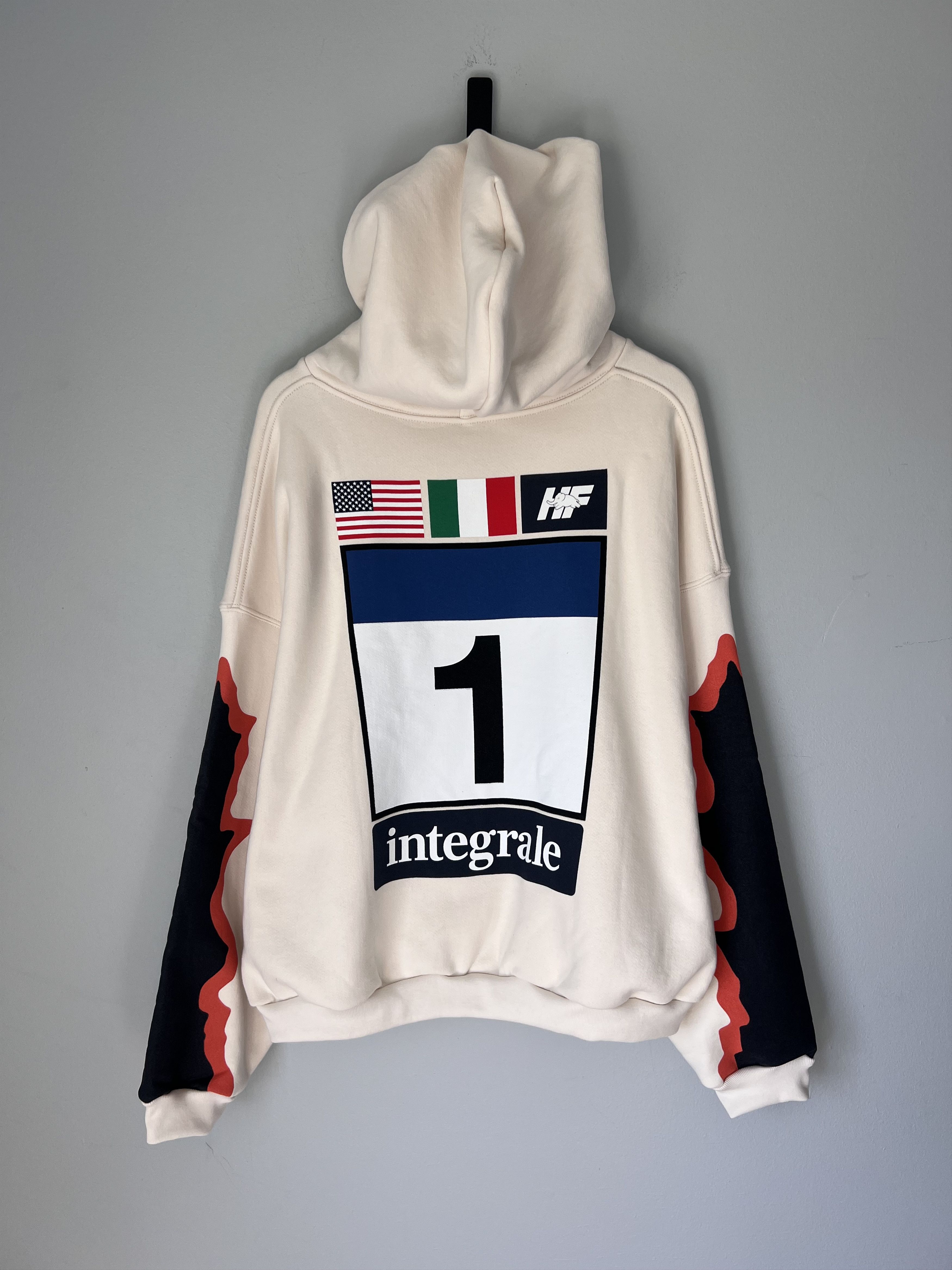 Akimbo Club Akimbo Club Lancia Livery Hoodie in Cream Size US XL / EU 56 / 4 - 5 Thumbnail