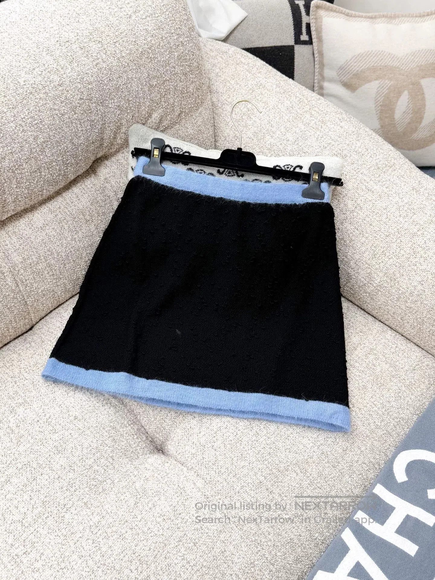 Chanel Chanel Blue Black Wool Mini Skirt. Size US 36 / EU 52 - 2 Thumbnail