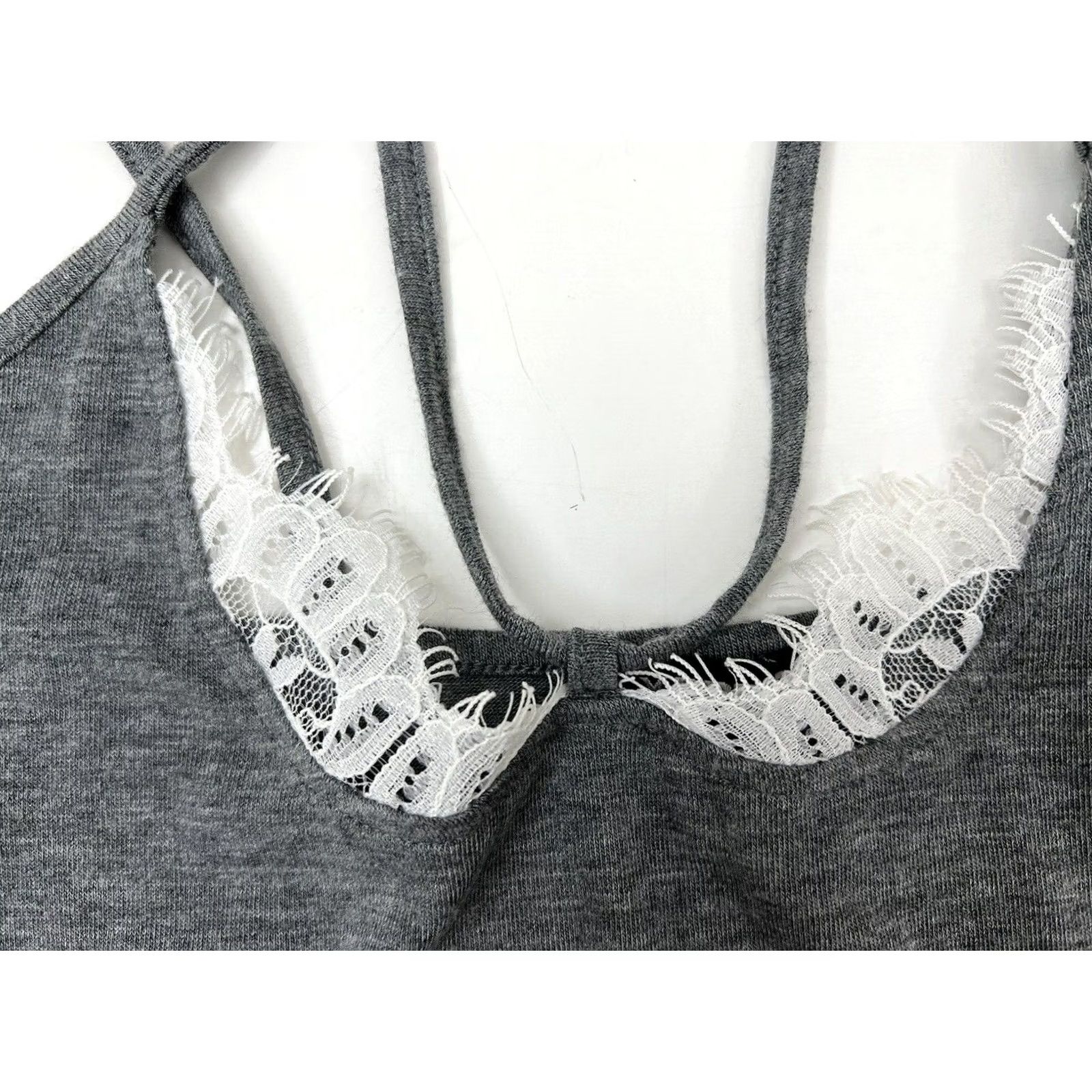 Express Express Tank Top Womens XS Gray Spaghetti Strap Lace Cami Project Size XS / US 0-2 / IT 36-38 - 3 Thumbnail