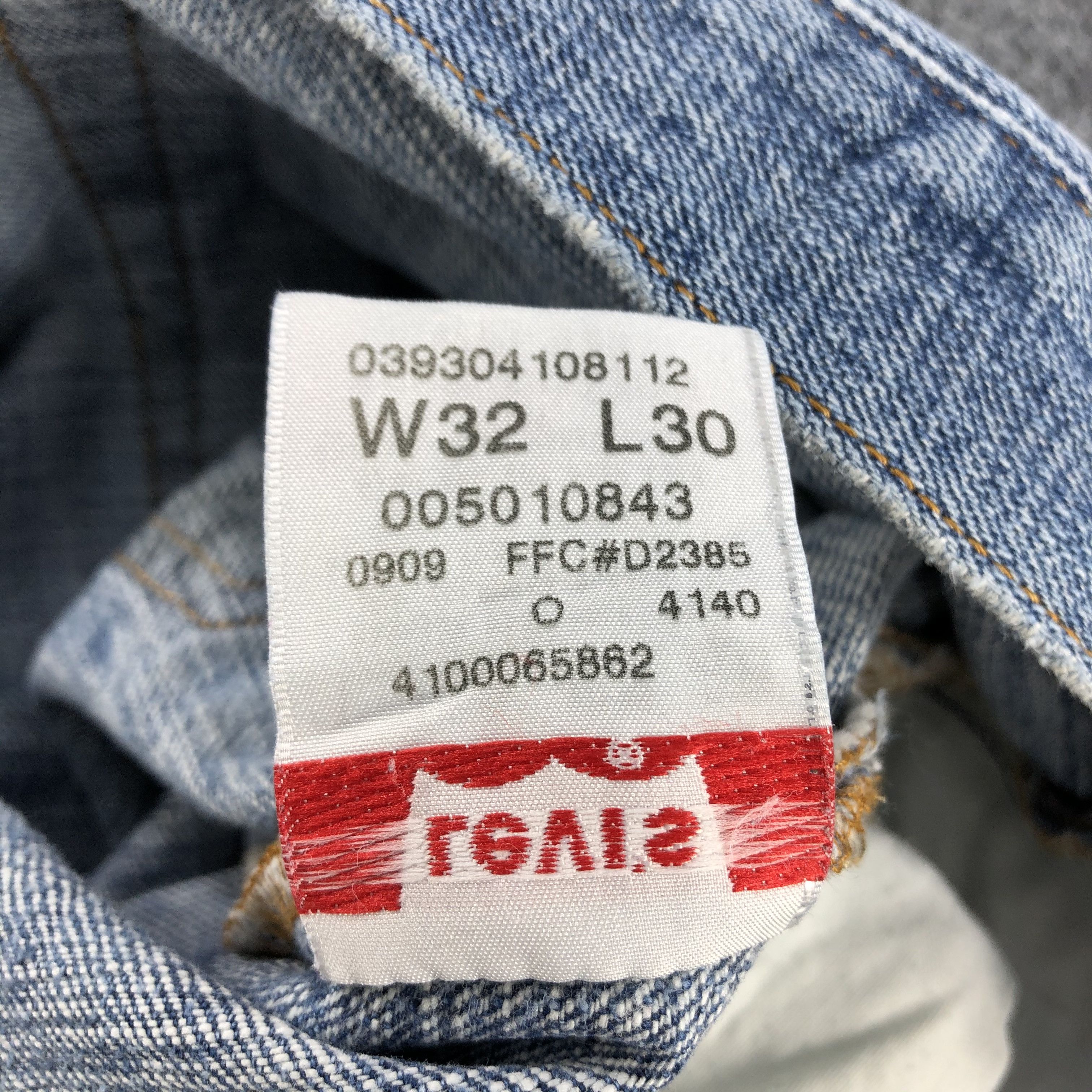 Levi's Vintage Light Wash Levis 501 Jeans- J1317 Size US 32 / EU 48 - 10 Thumbnail