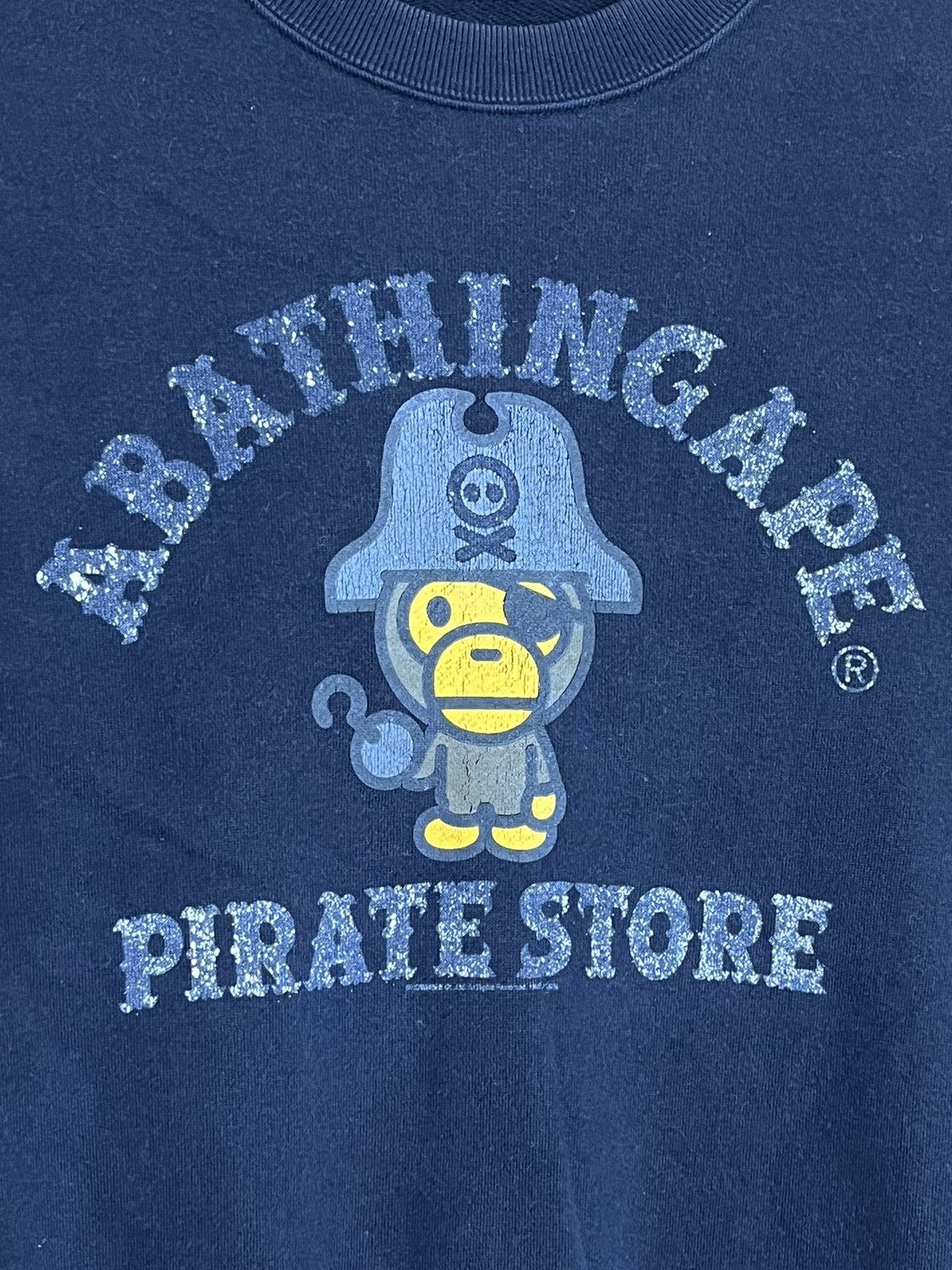 Bape A BATHING APE BAPE PIRATE STORE CREWNECK (2012) Size US M / EU 48-50 / 2 - 3 Thumbnail
