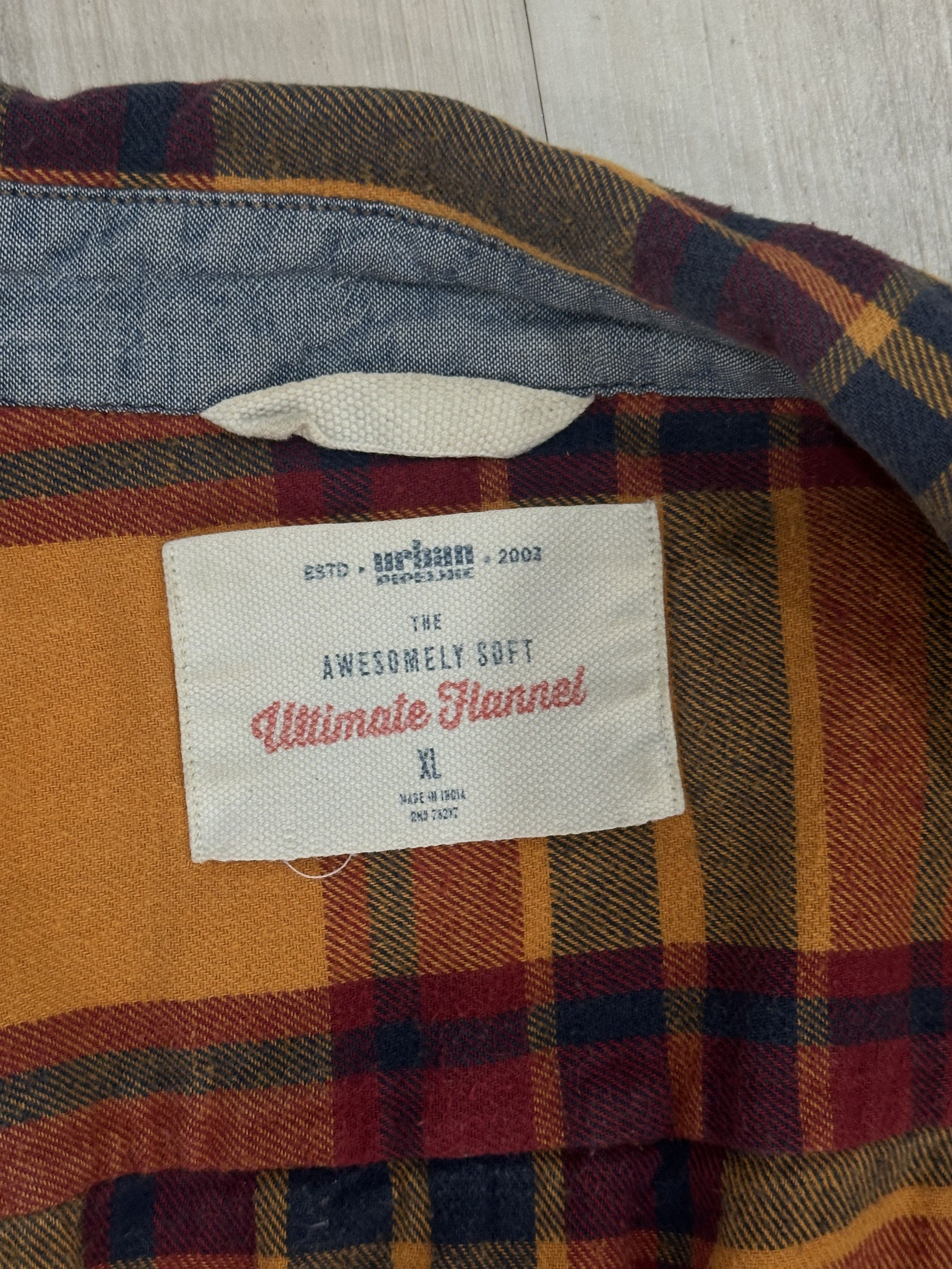 Vintage Vintage Mustard Flannel XL w/ Hand-Painted Patch Size US XL / EU 56 / 4 - 5 Thumbnail