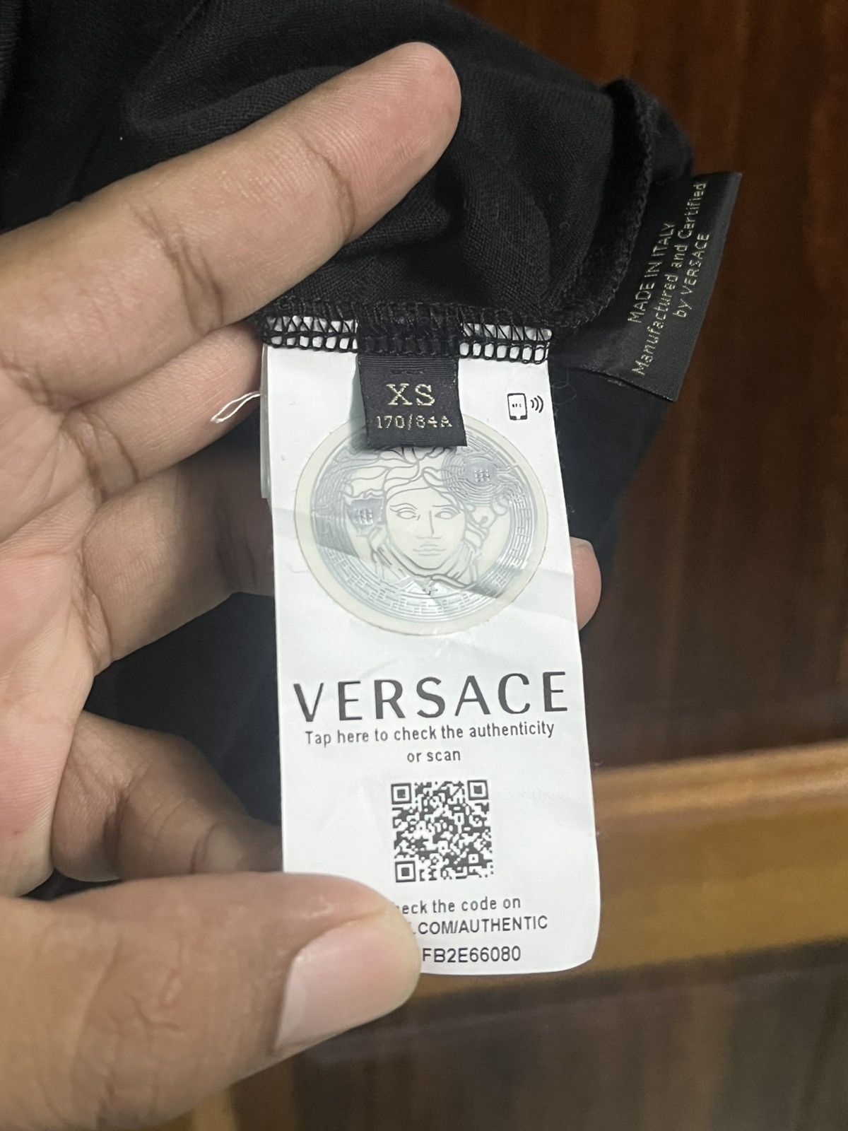 Versace Versace Medusa Head OG Logo T shirt Size XS / US 0-2 / IT 36-38 - 7 Thumbnail