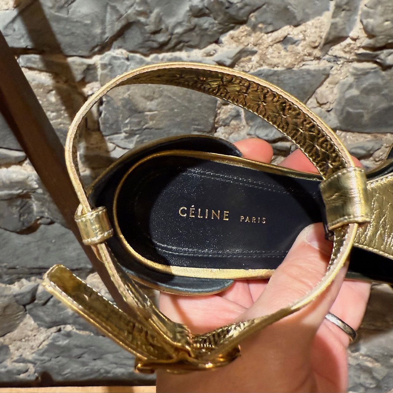 Celine Céline Metallic Gold T-strap Pointy Pumps Size US 5 / IT 35 - 11 Thumbnail