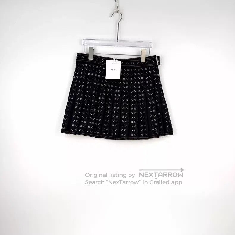 Dior Dior Black rivet fixed belt short skirt Size 24" / US 00 / IT 34 - 3 Thumbnail