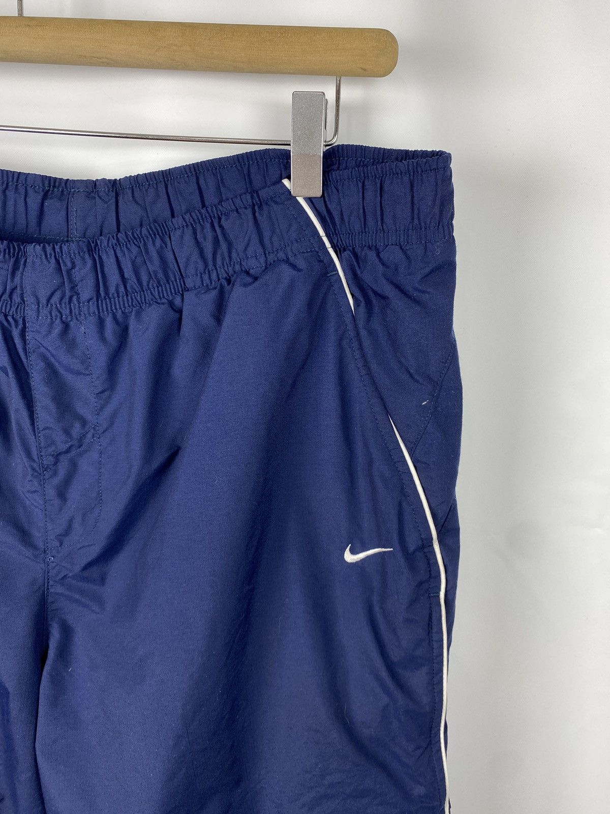 Nike Nike Y2K Swoosh Breeches Cropped Pants size XL Size US 36 / EU 52 - 6 Thumbnail