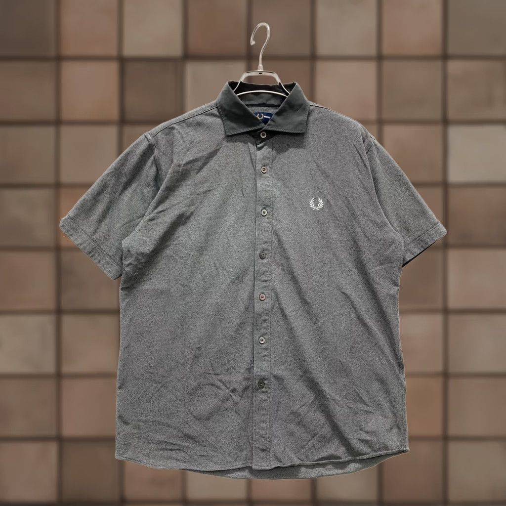 Fred Perry FRED PERRY Shirt Gray Men L Button-Up FZ1904 Size US L / EU 52-54 / 3 - 1 Thumbnail