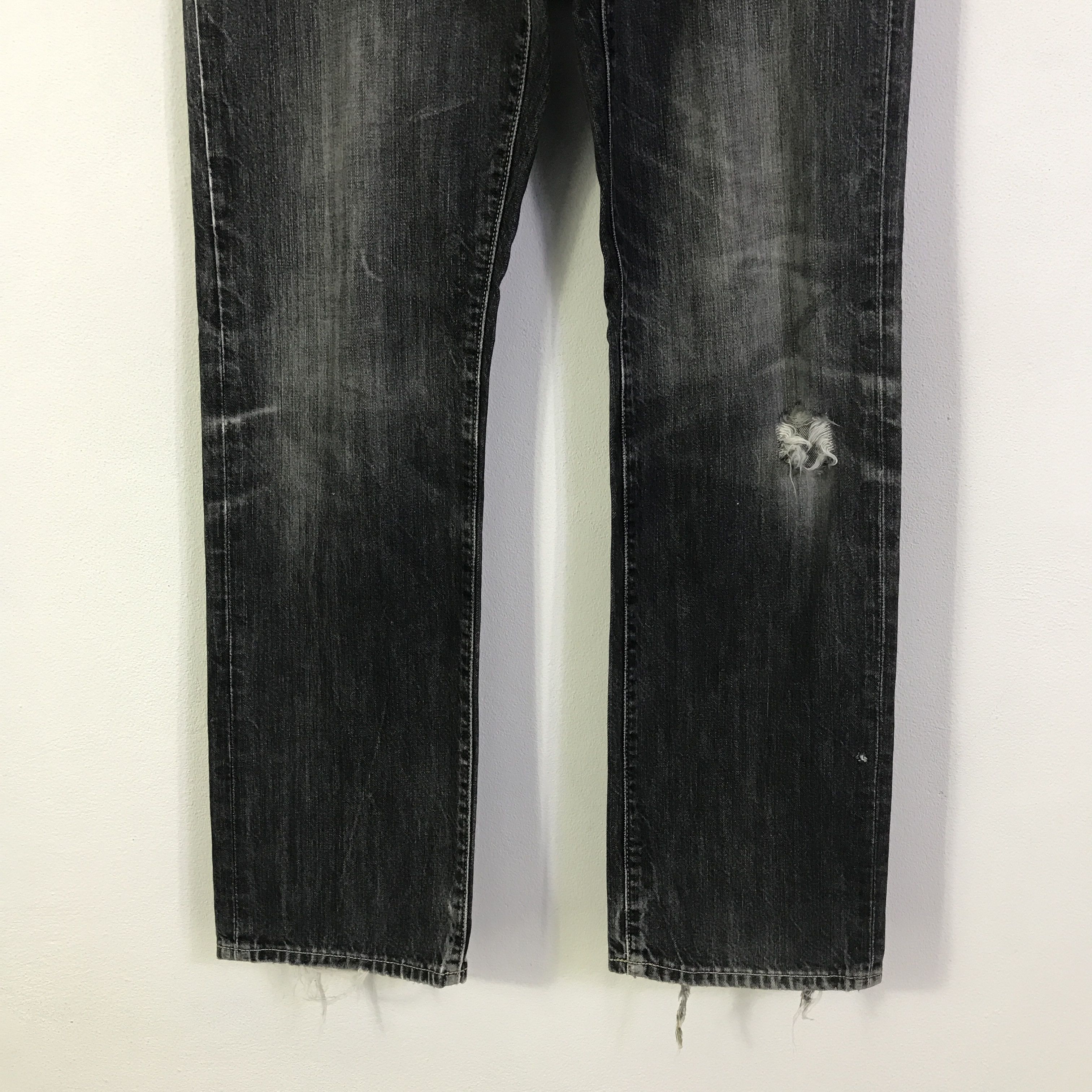 Japanese Brand Black Faded Denim japan Uniqlo jeans pants K130B23 Size US 33 - 3 Thumbnail