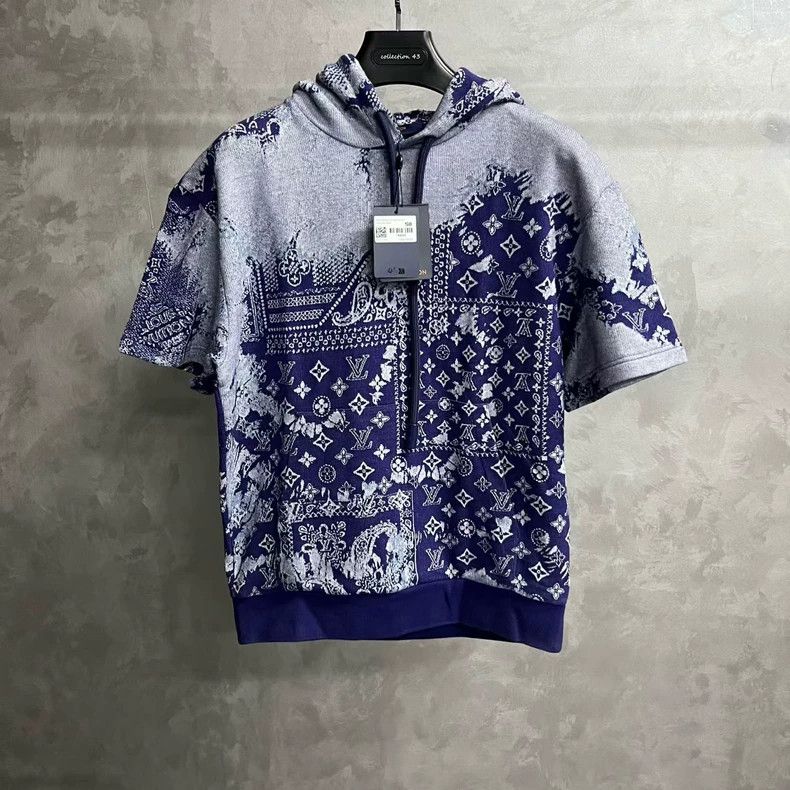 Louis Vuitton Louis Vuitton Blue graphic printed hooded slouchy casual s Size US S / EU 44-46 / 1 - 1 Thumbnail