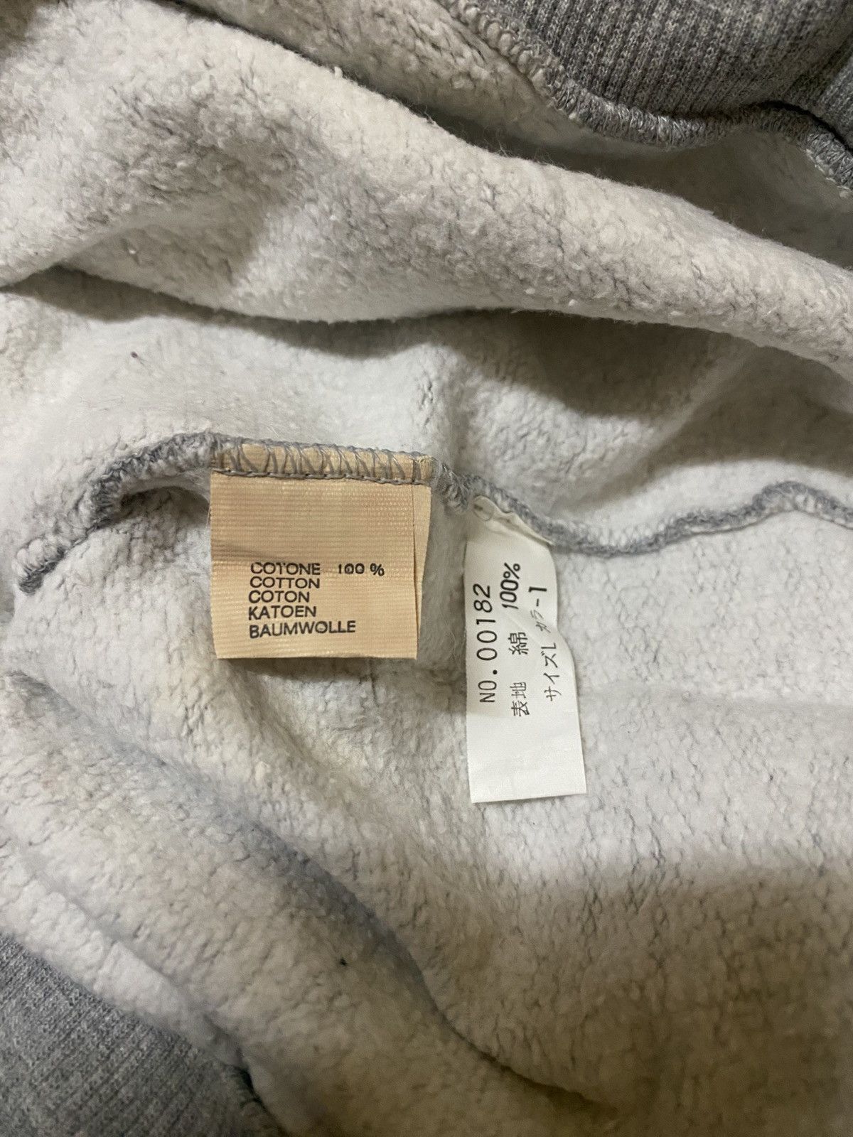 Fendi Vintage 90s Fendi Spellout Big Logo Sweatshirt Size US L / EU 52-54 / 3 - 4 Thumbnail