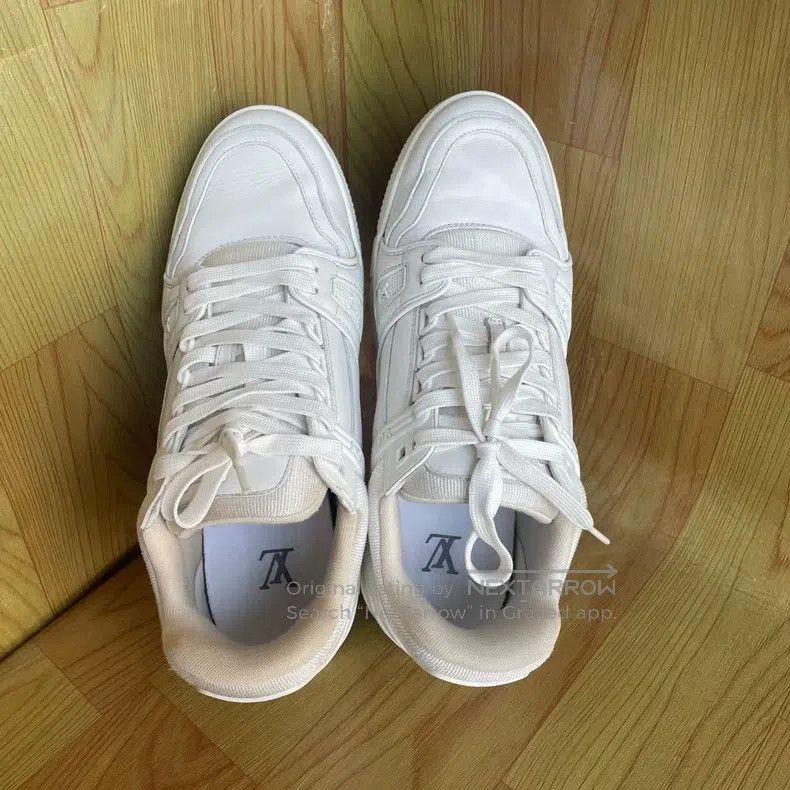 Louis Vuitton Louis Vuitton Trainer S neaker leather and rubber logo low Size US 8 / EU 41 - 4 Thumbnail