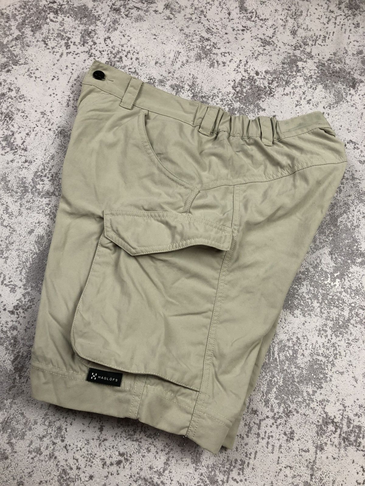 Haglofs Haglofs Shorts Multi Pocket Gorpcore Size US 30 / EU 46 - 1 Thumbnail