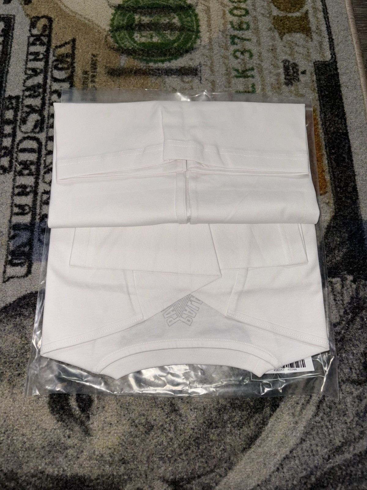 Palace Palace Lucky P3 T-Shirt White Size US XXL / EU 58 / 5 - 4 Thumbnail