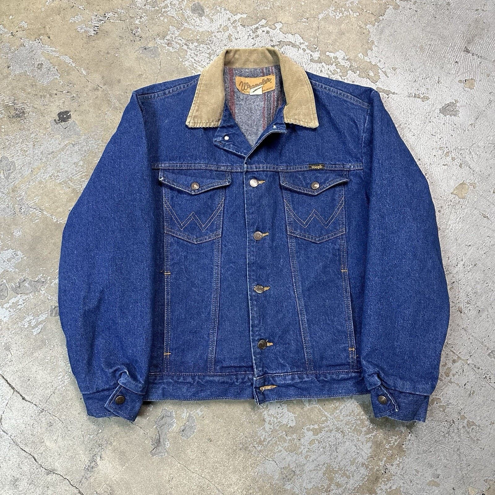 Vintage × Wrangler Vintage Wrangler Dark Wash Blanket Lined Denim Jacket Size US M / EU 48-50 / 2 - 1 Thumbnail