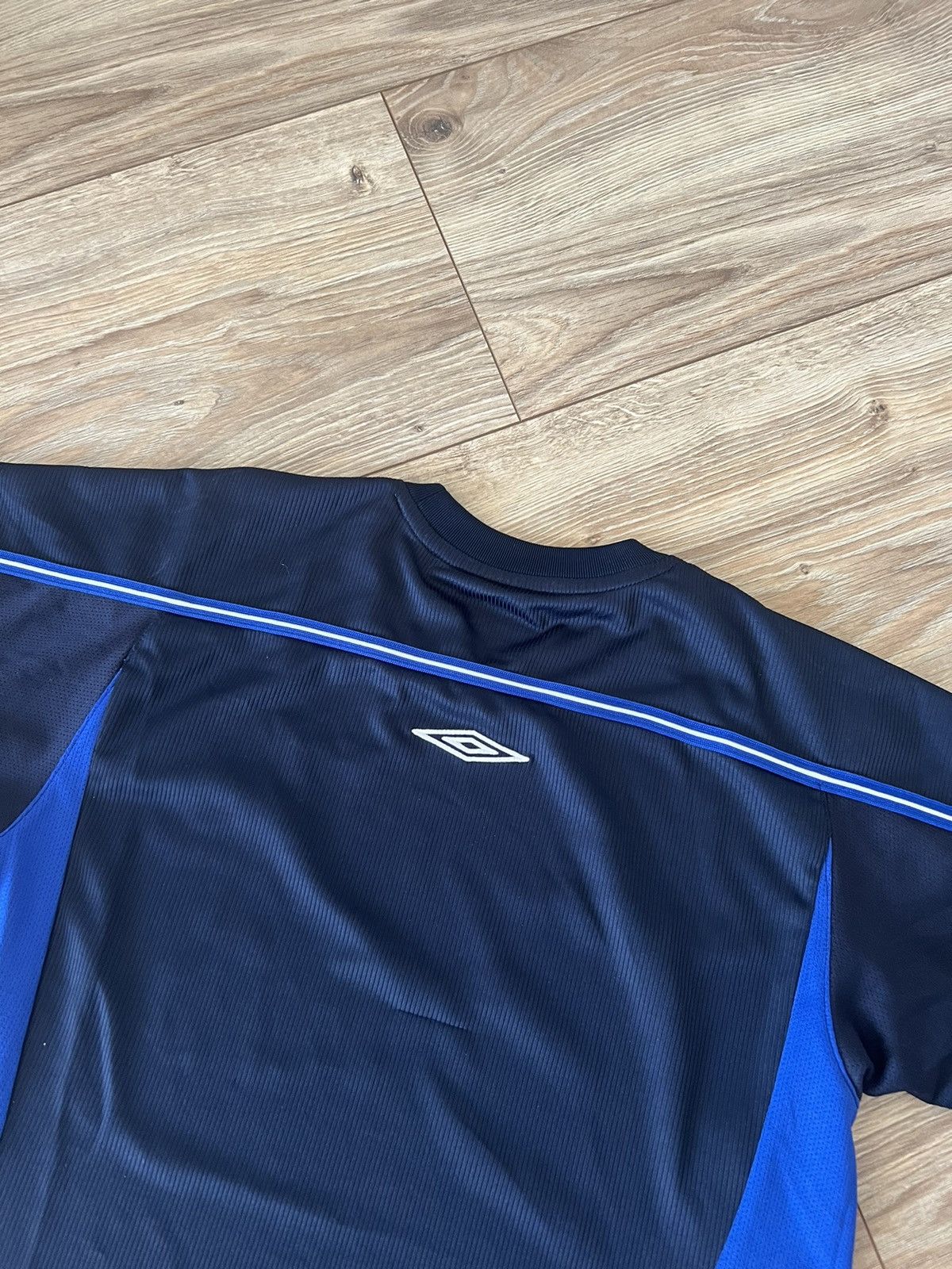 Vintage Soccer Jersey Umbro Everton 00s Vintage Training Size US S / EU 44-46 / 1 - 8 Thumbnail
