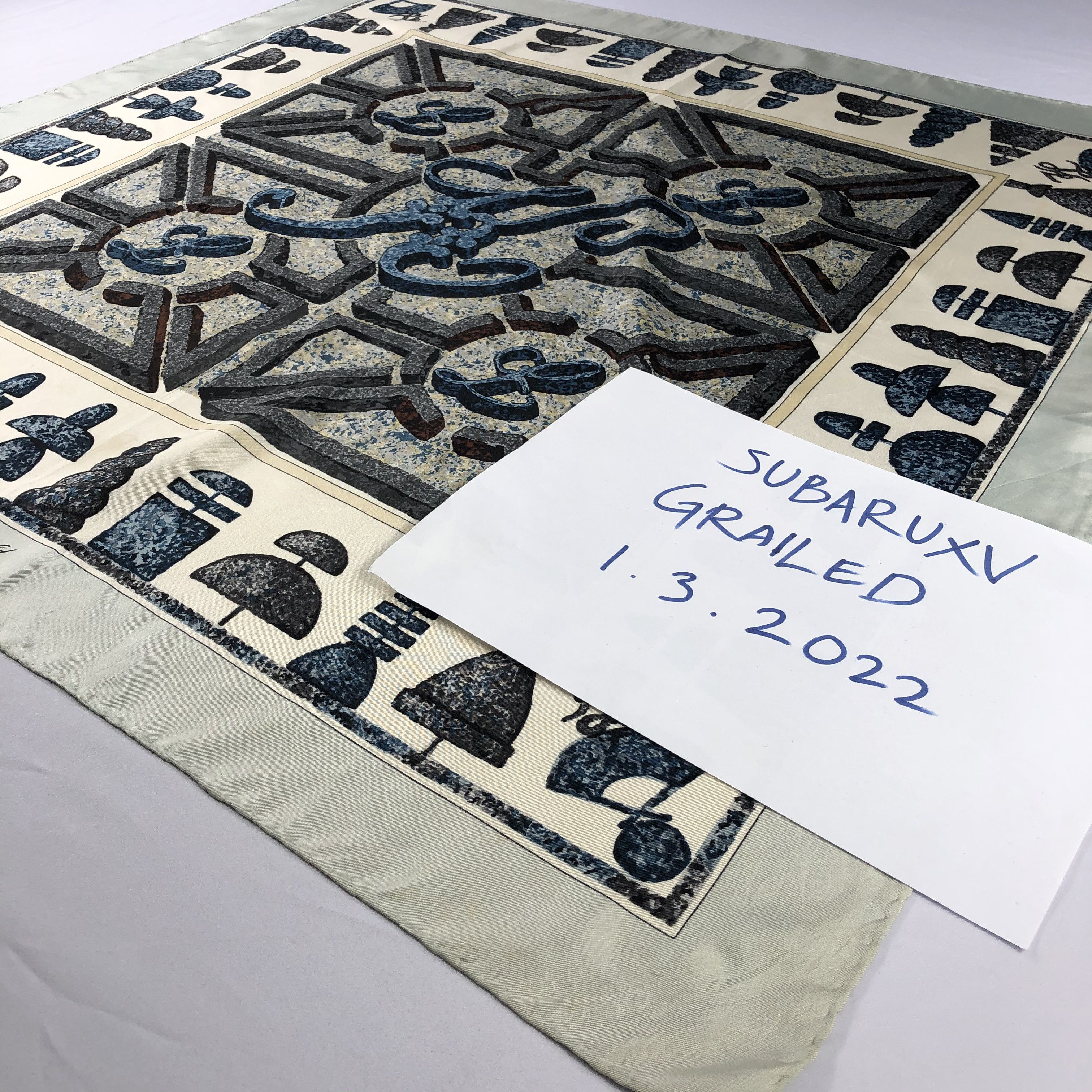 Vintage Vintage Karl Legerfeld Silk Scarf Size ONE SIZE - 4 Thumbnail