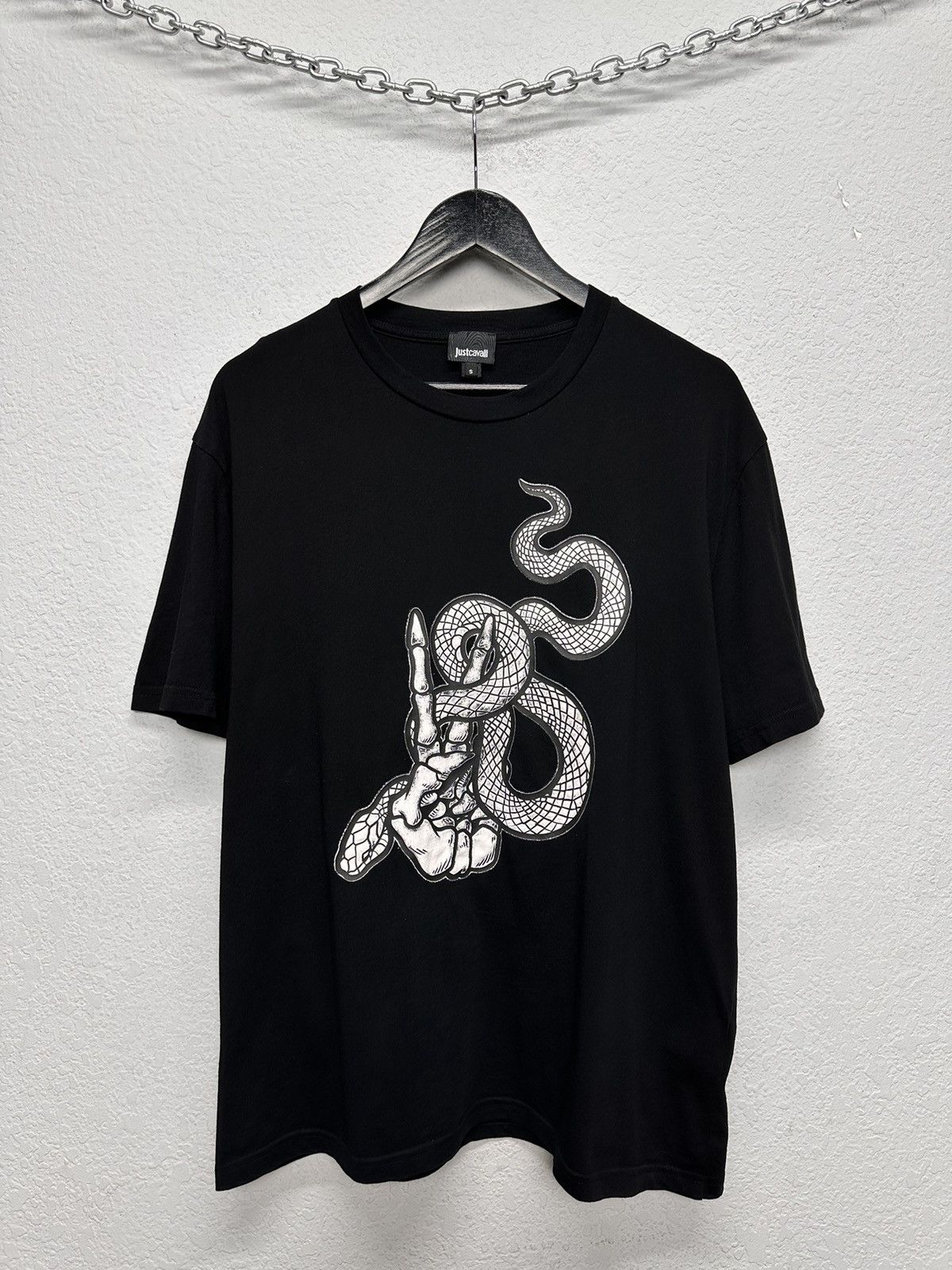 Just Cavalli Vintage Just Cavalli Black T-shirt Logo Print Luxury LV VTG Size US S / EU 44-46 / 1 - 1 Thumbnail