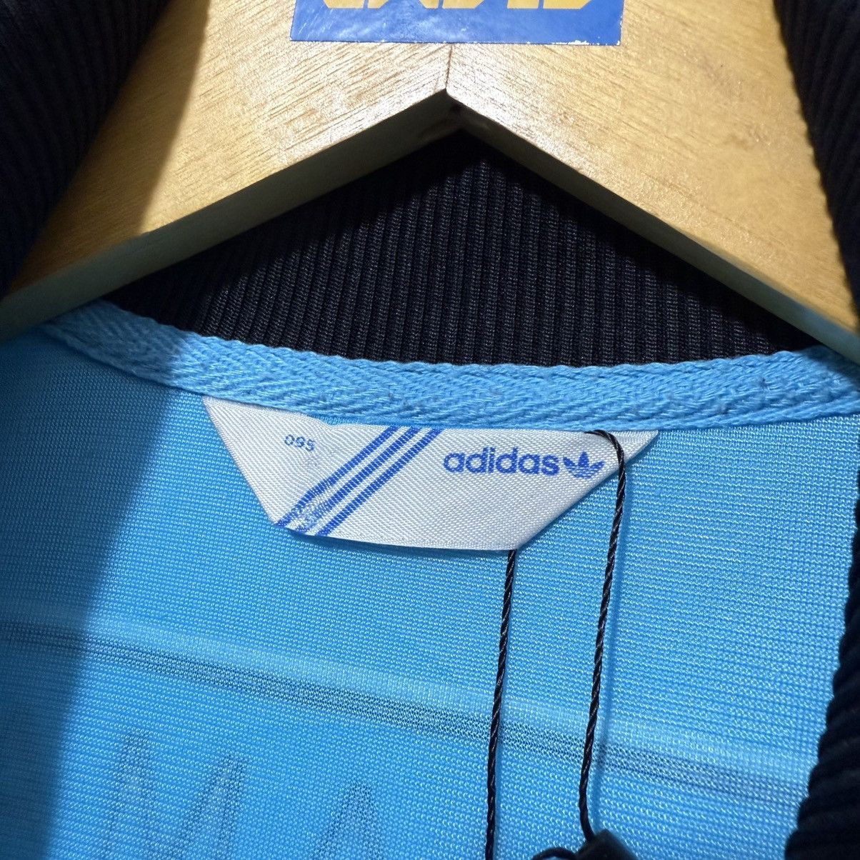 Adidas Vintage y2k adidas bahamas series track top Size S / US 4 / IT 40 - 13 Thumbnail