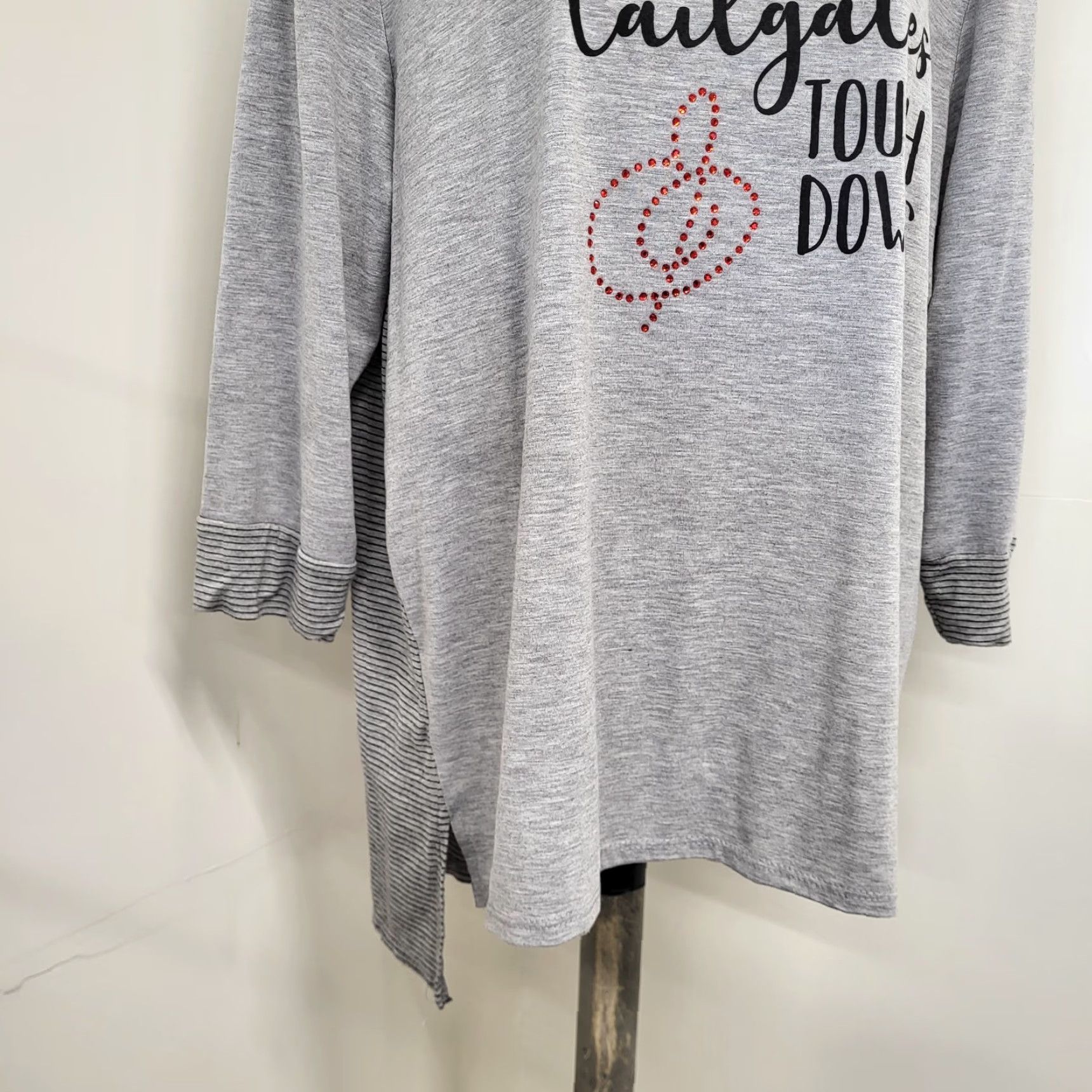 Vintage Leo & Nicole Shirt Woman's Large Gray Tail Gates and Touch Downs Football Shirt Women Football Size L / US 10 / IT 46 - 4 Thumbnail