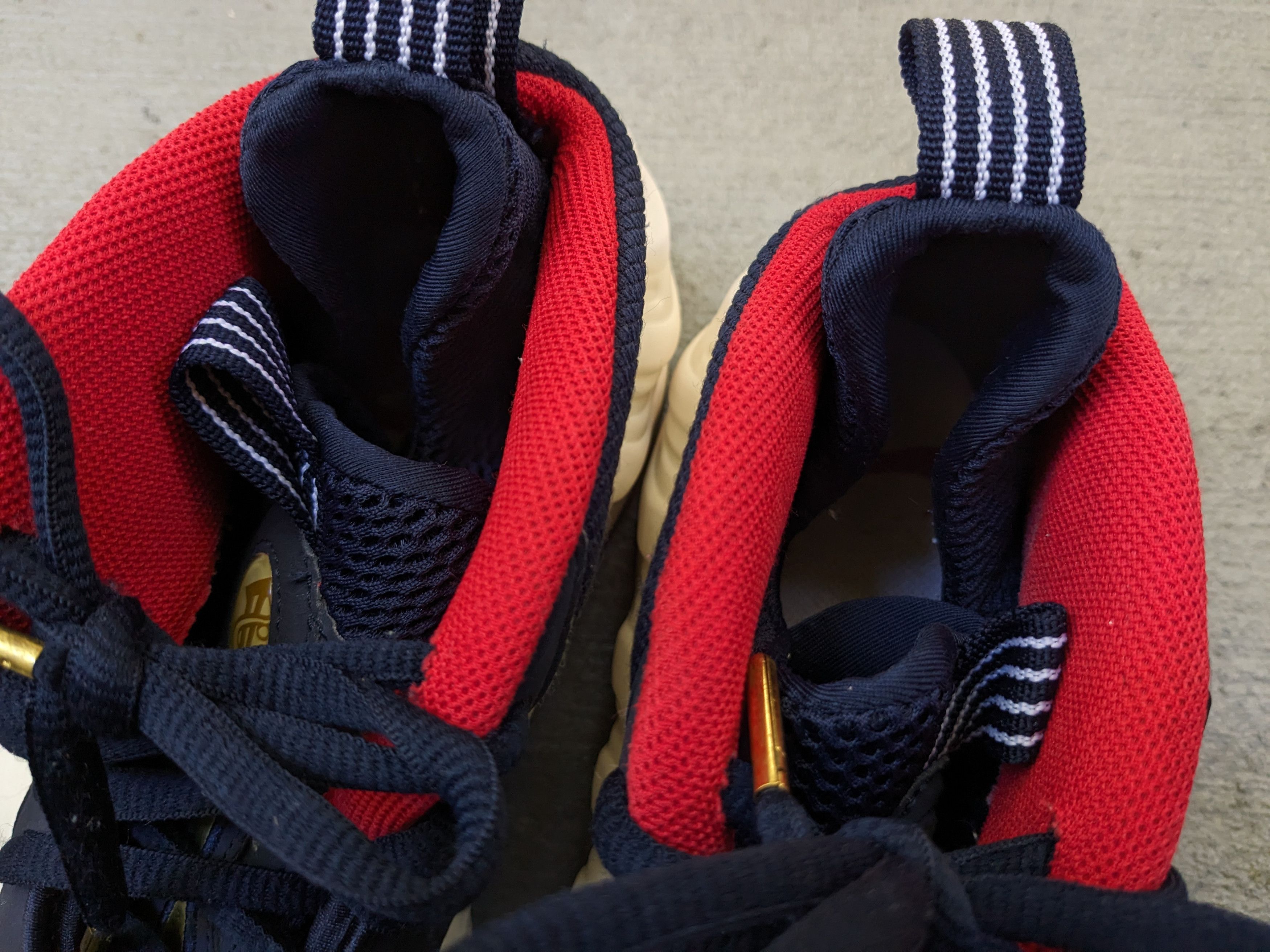 Nike Air Foamposite One Olympic PRM 2016 8.5 575420-400 Size US 8.5 / EU 41-42 - 3 Thumbnail
