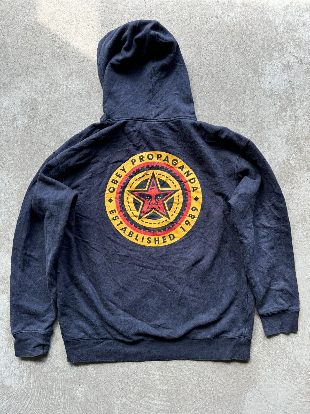 Obey propaganda hoodie best sale