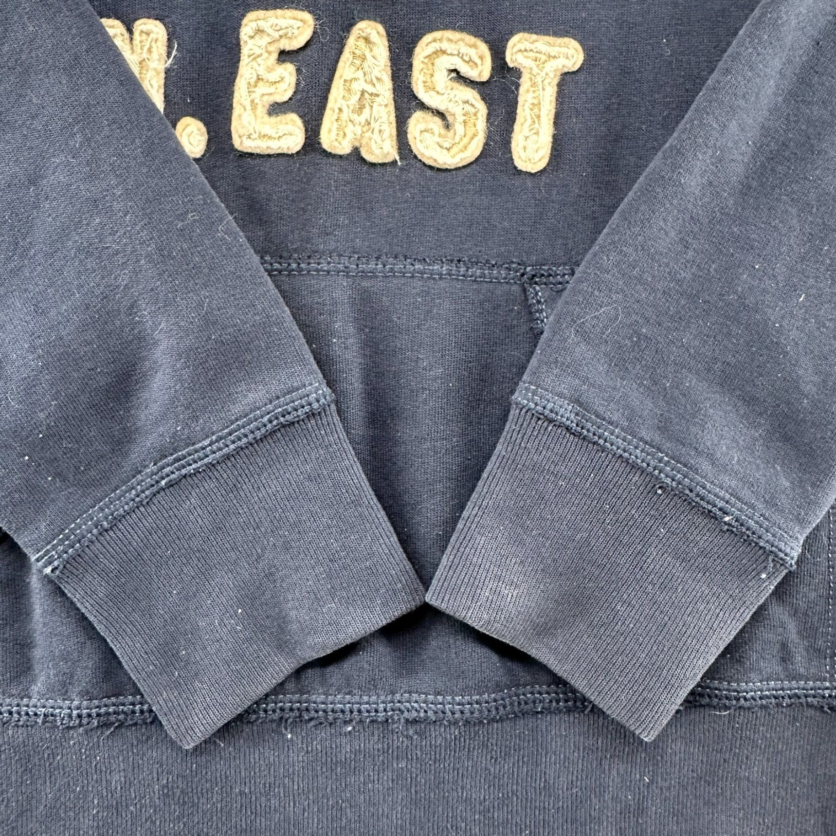 Abercrombie & Fitch VINTAGE Abercrombie Hoodie Womens M Blue Navy Pullover Spellout Div 1 N East Y2K Size M / US 6-8 / IT 42-44 - 3 Thumbnail