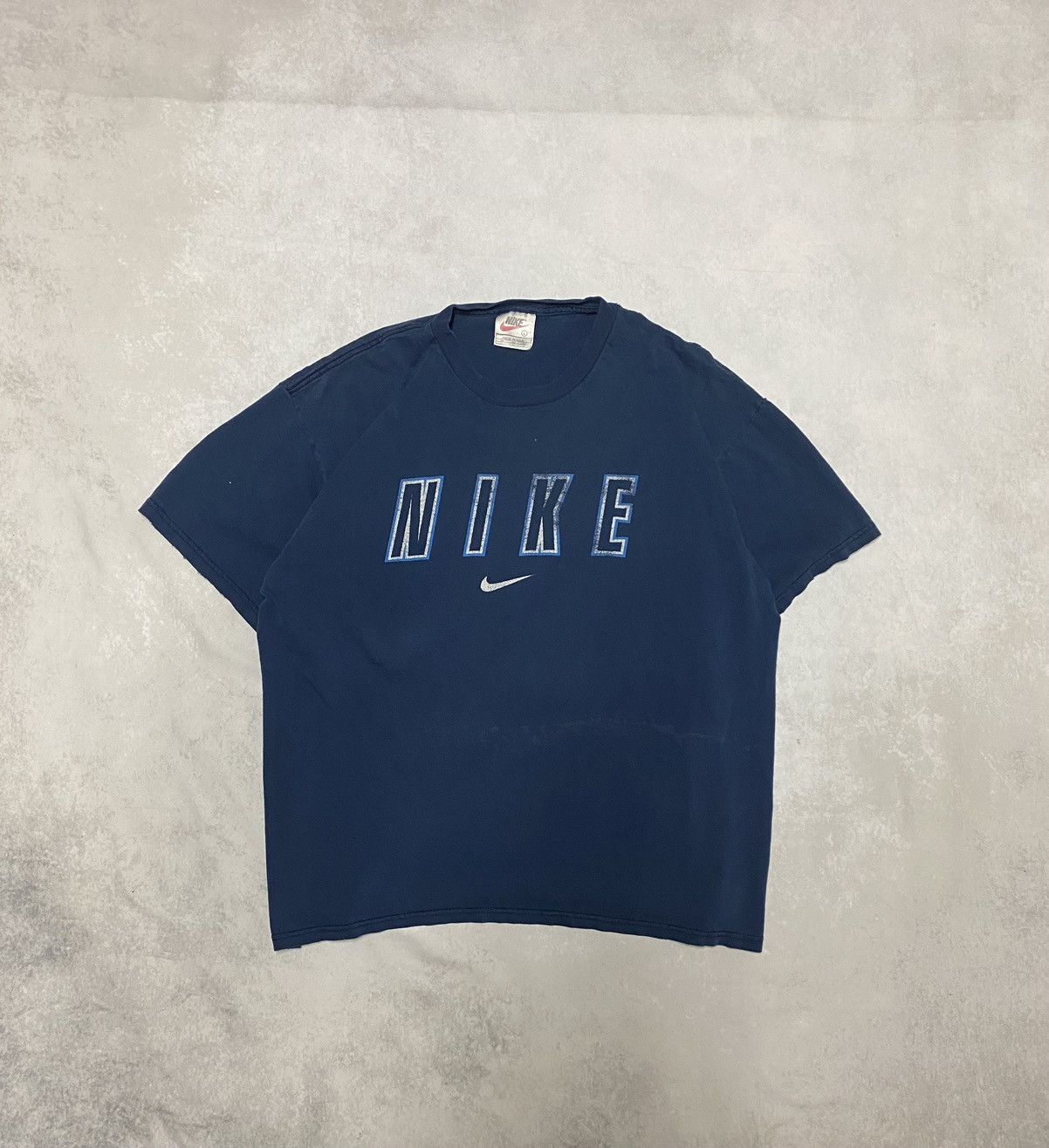 Nike × Vintage Crazy Vintage Y2K 90’s Nike Centre Swoosh Spellout Tee L Size US L / EU 52-54 / 3 - 1 Thumbnail
