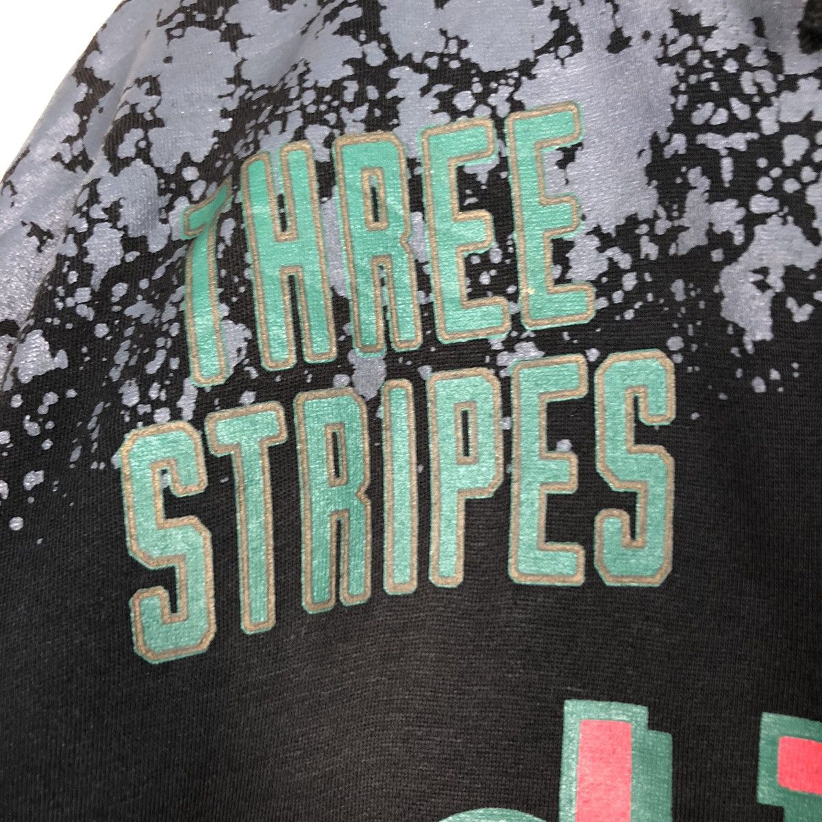 Adidas × Japanese Brand × Vintage Rare Design Adidas Big Logo Vintage Japan Production #A3 Size US L / EU 52-54 / 3 - 17 Thumbnail