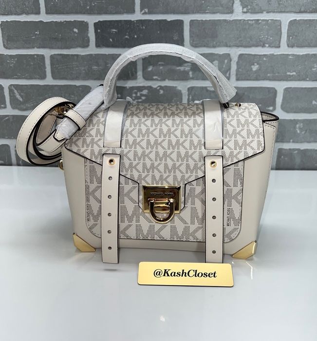 Michael Kors Crossbody with Tech Attached MK Signature Powder